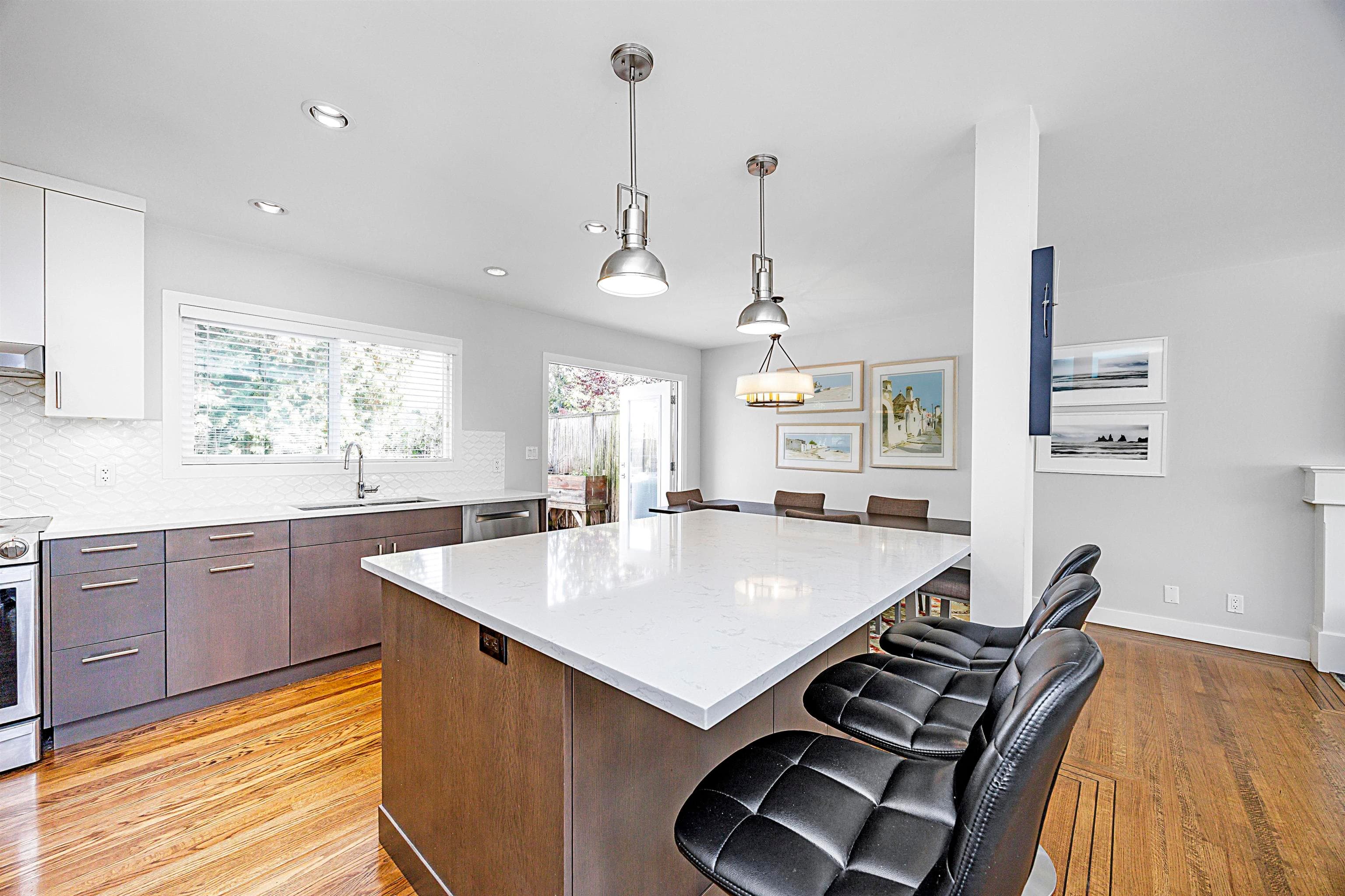 1388 E 20th Street, North Vancouver, V7J 1M6 — photo 5