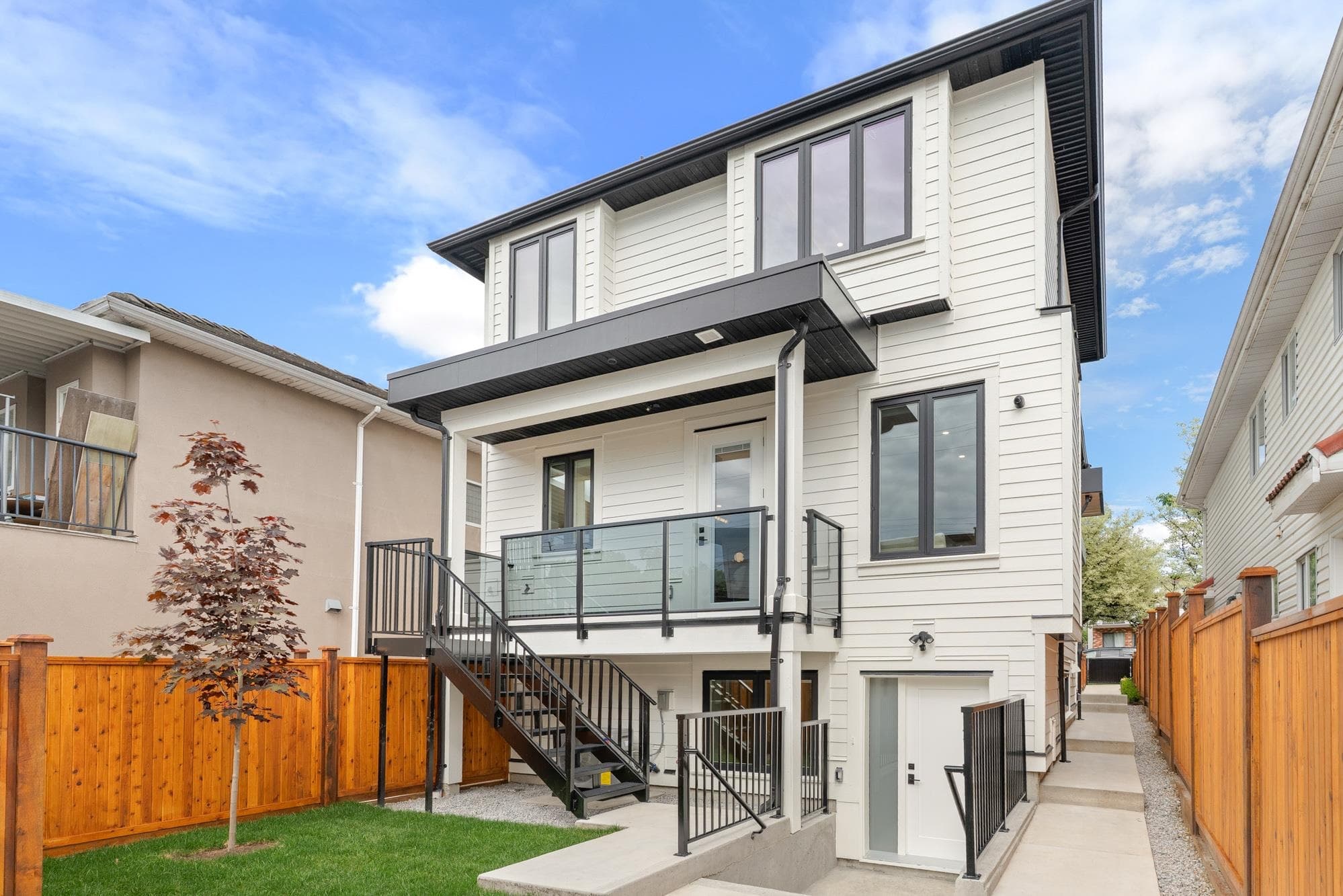 2 - 4257 Beatrice Street, Vancouver, V5N 4H9 — photo 5