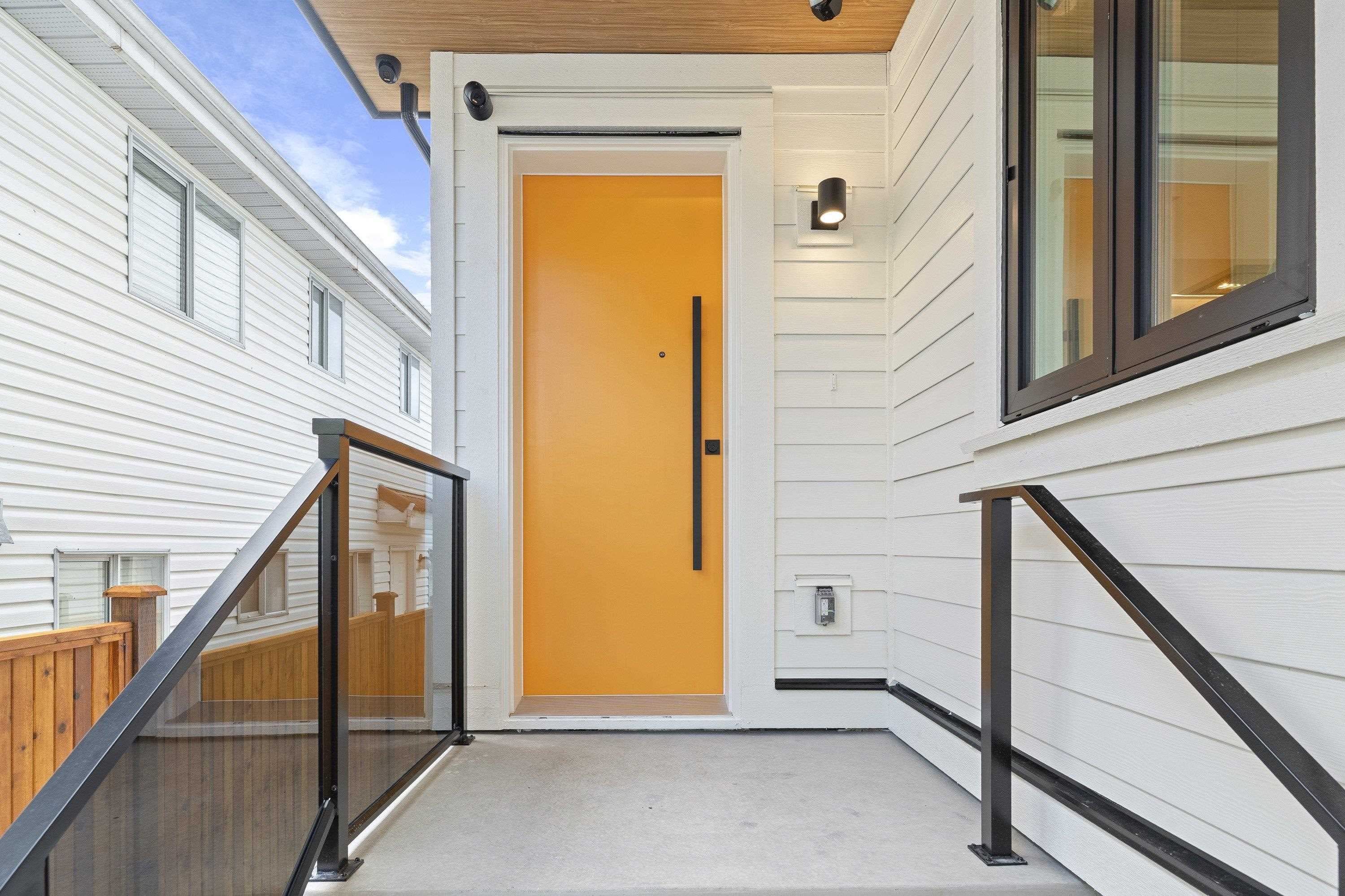 2 - 4257 Beatrice Street, Vancouver, V5N 4H9 — photo 4