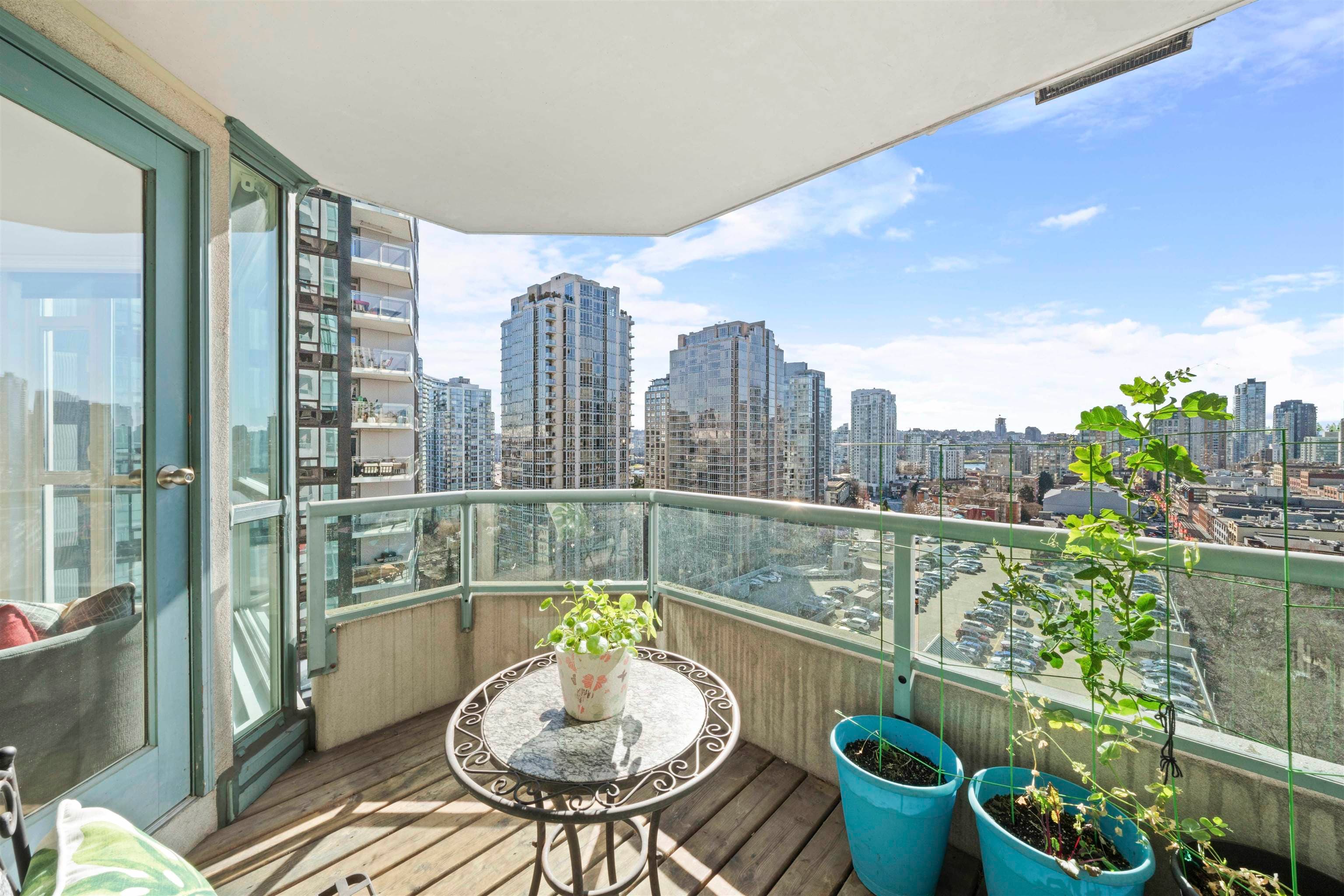 1201 - 888 Hamilton Street, Vancouver, V6B 5W4 — photo 3