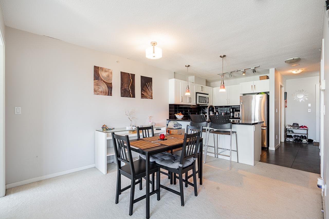 2305 - 2133 Douglas Road, Burnaby, V5C 0E9 — photo 2