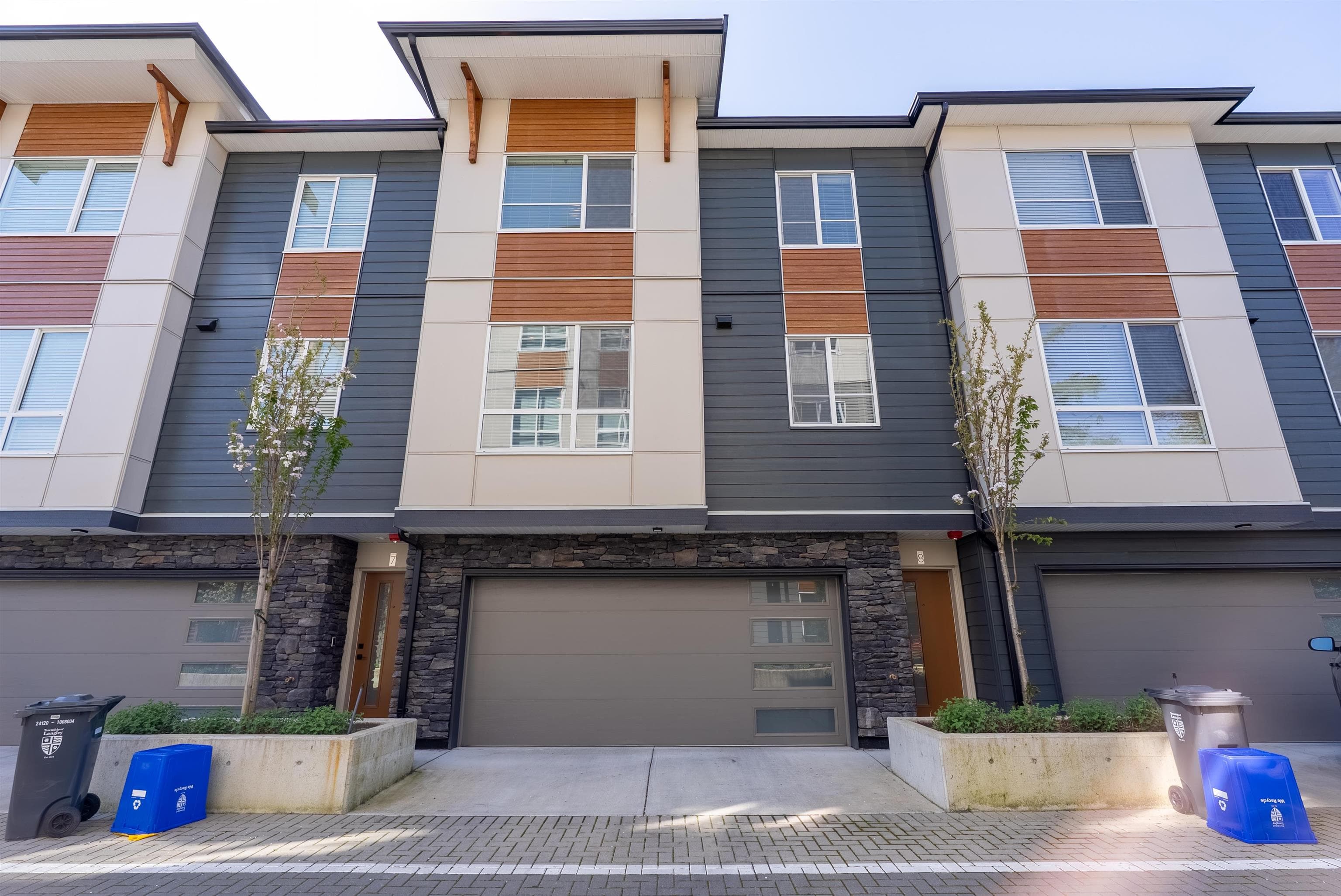 8 - 19935 75a Avenue, Langley, V2Y 4L5 — photo 3