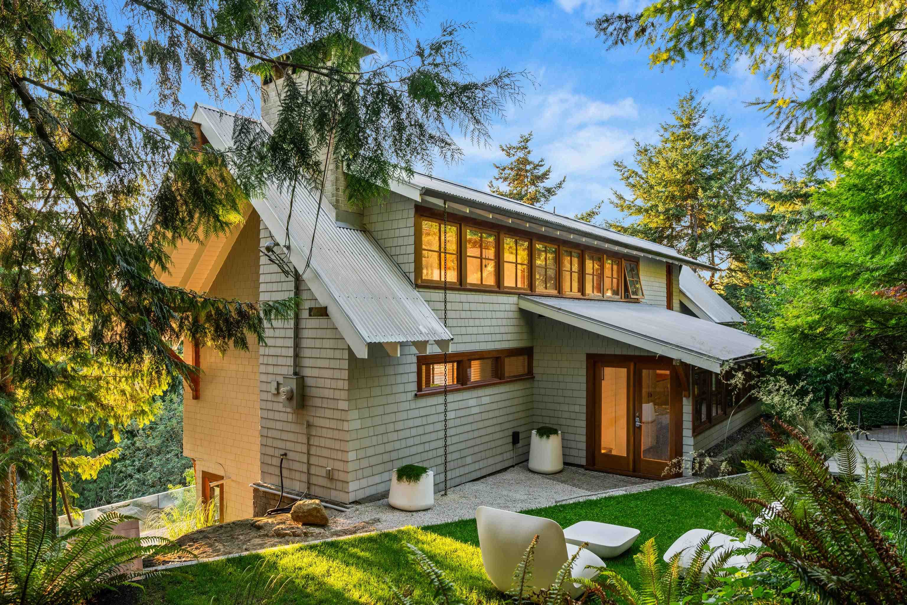 6072 Eagleridge Drive, West Vancouver, V7W 1W9 — photo 3