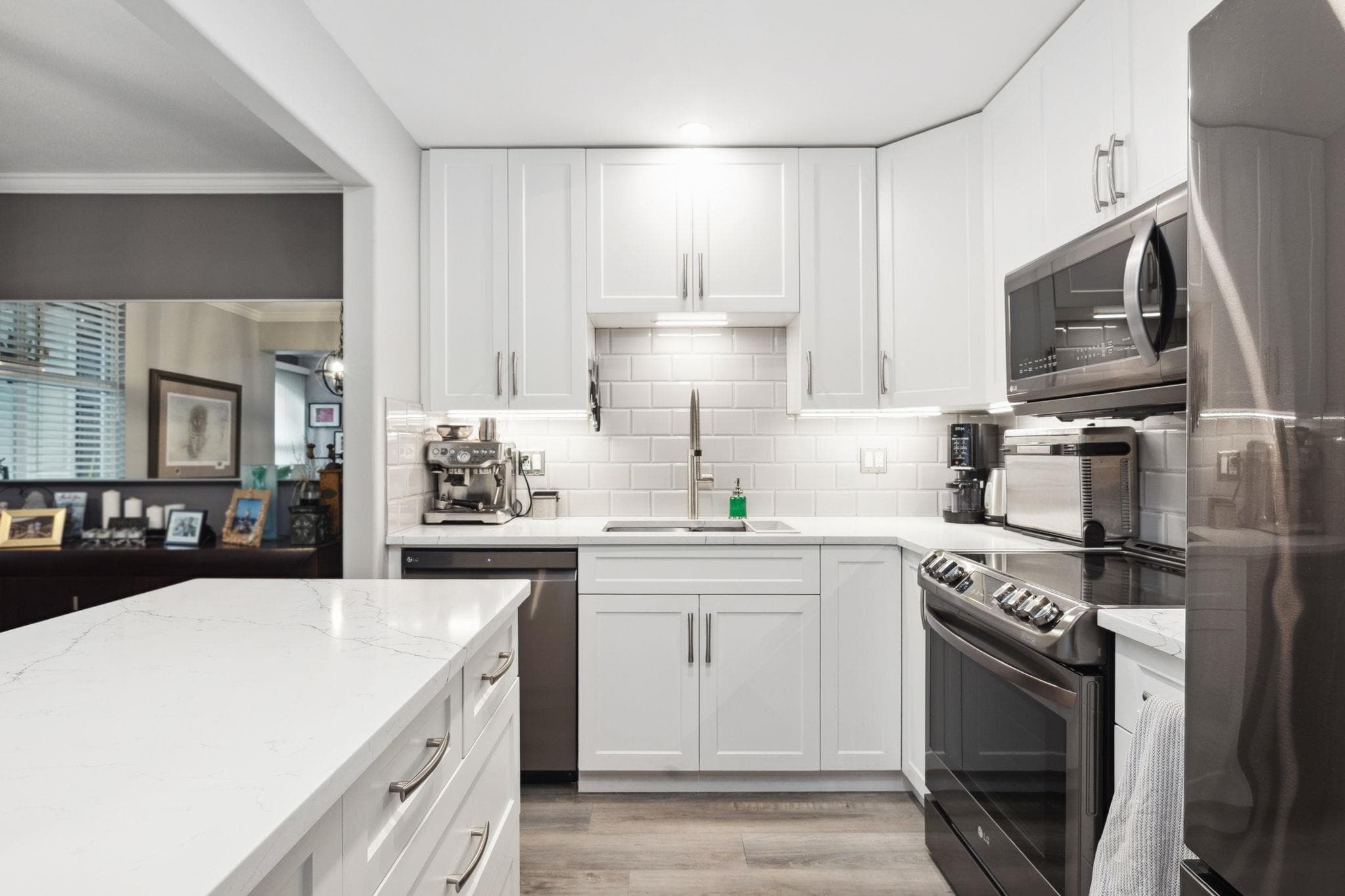 128 - 1185 Pacific Street, Coquitlam, V3B 7Z2 — photo 3