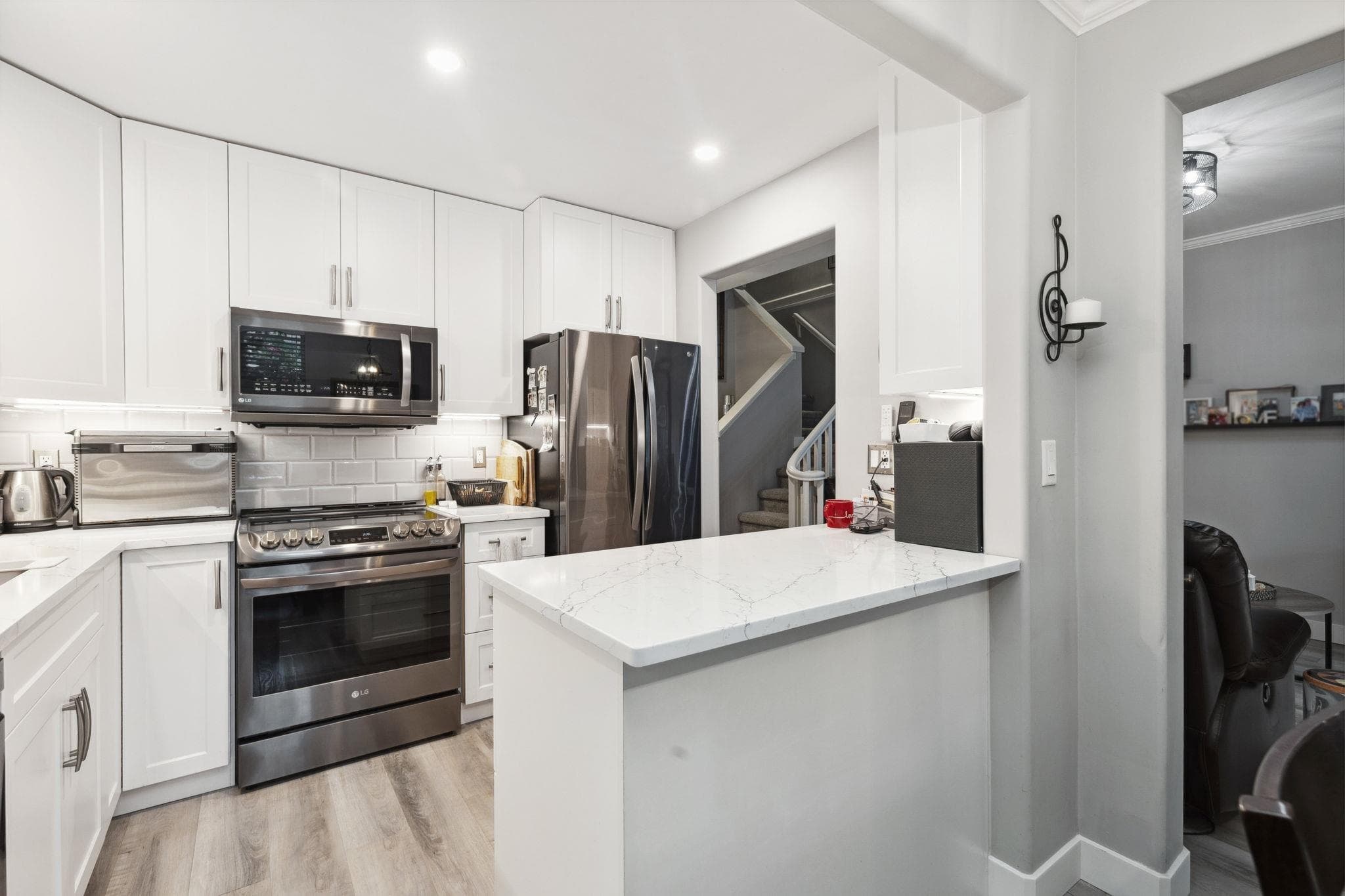 128 - 1185 Pacific Street, Coquitlam, V3B 7Z2 — photo 4