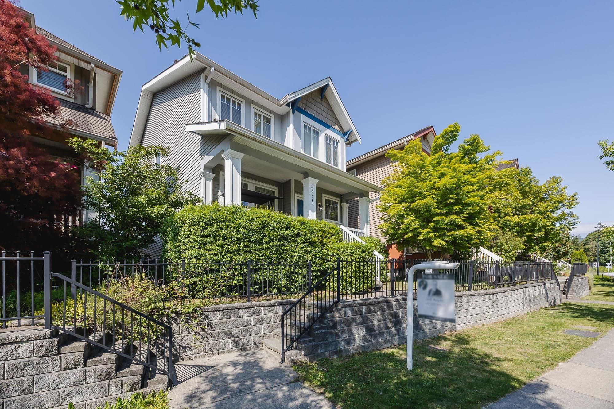 23413 Kanaka Way, Maple Ridge