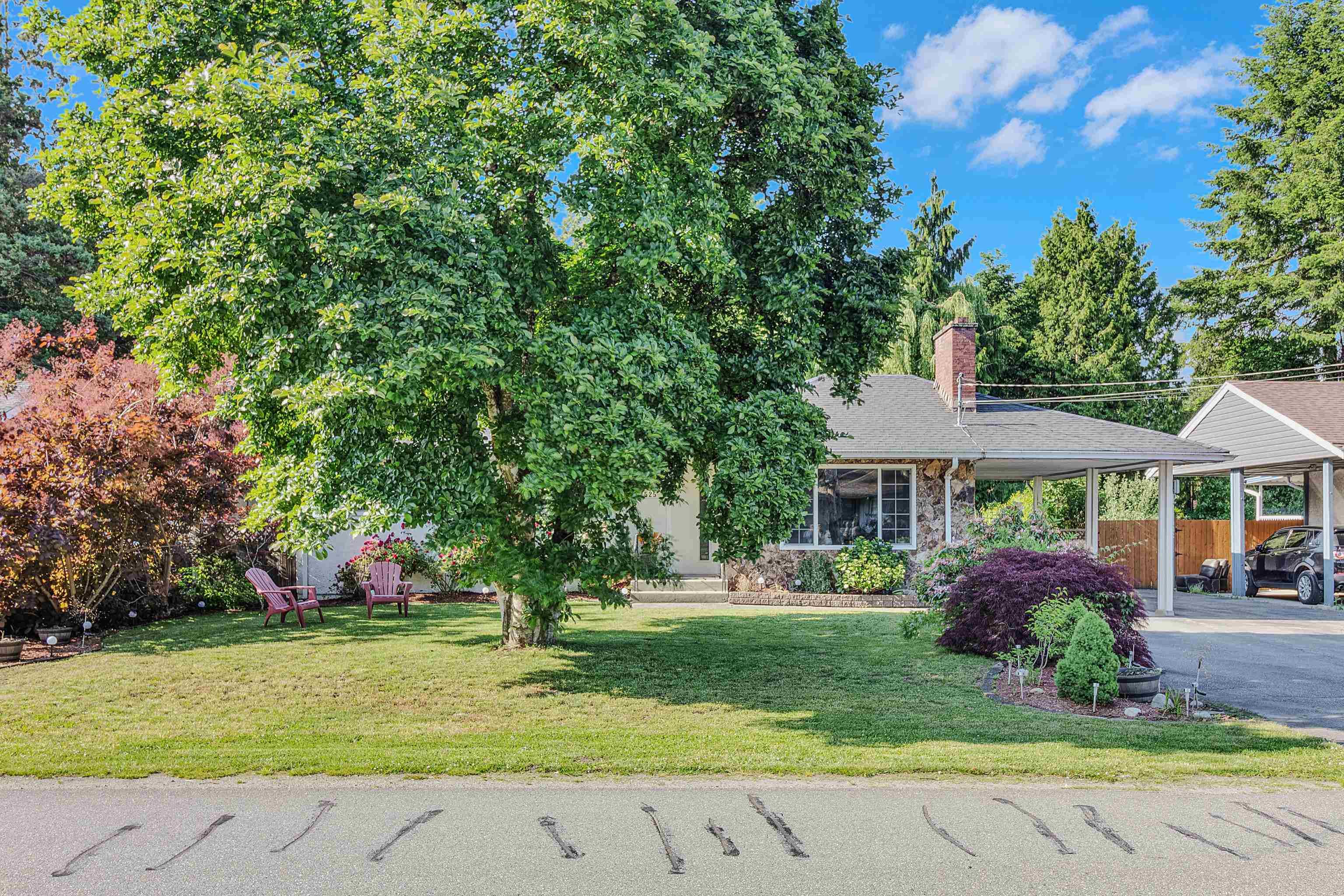 21525 Stonehouse Avenue, Maple Ridge