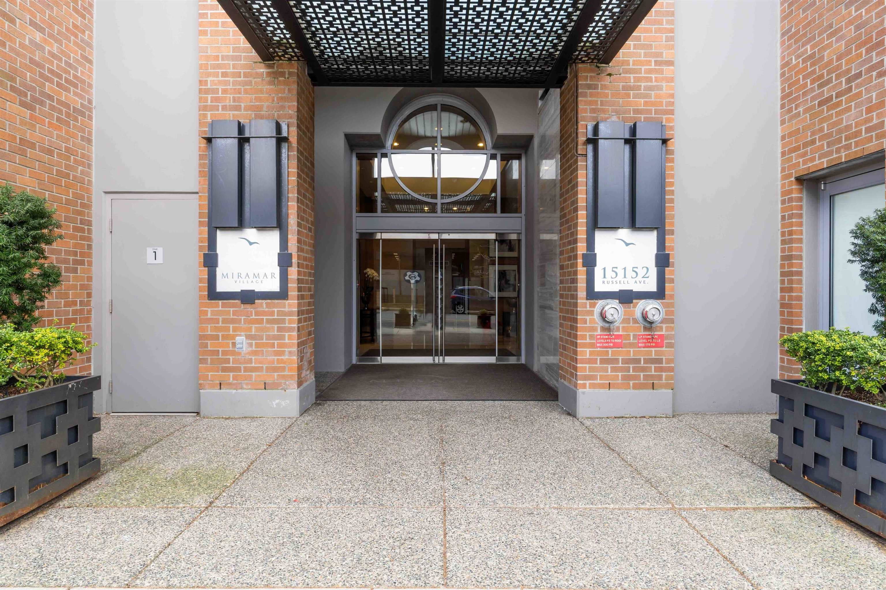 804 - 15152 Russell Avenue, White Rock, V4B 0A3 — photo 3