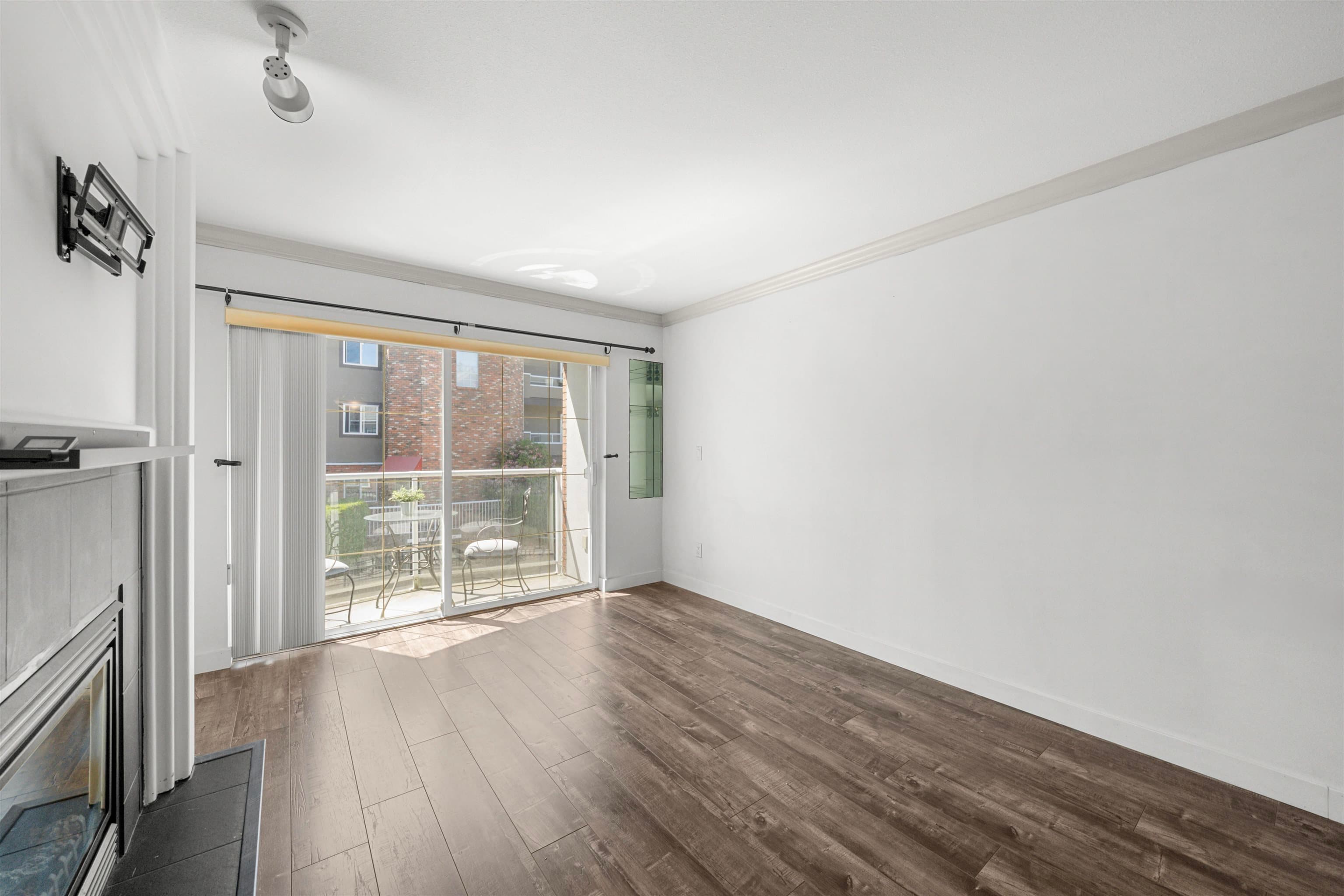 204 - 2229 152 Street, Surrey, V4A 4P1 — photo 4
