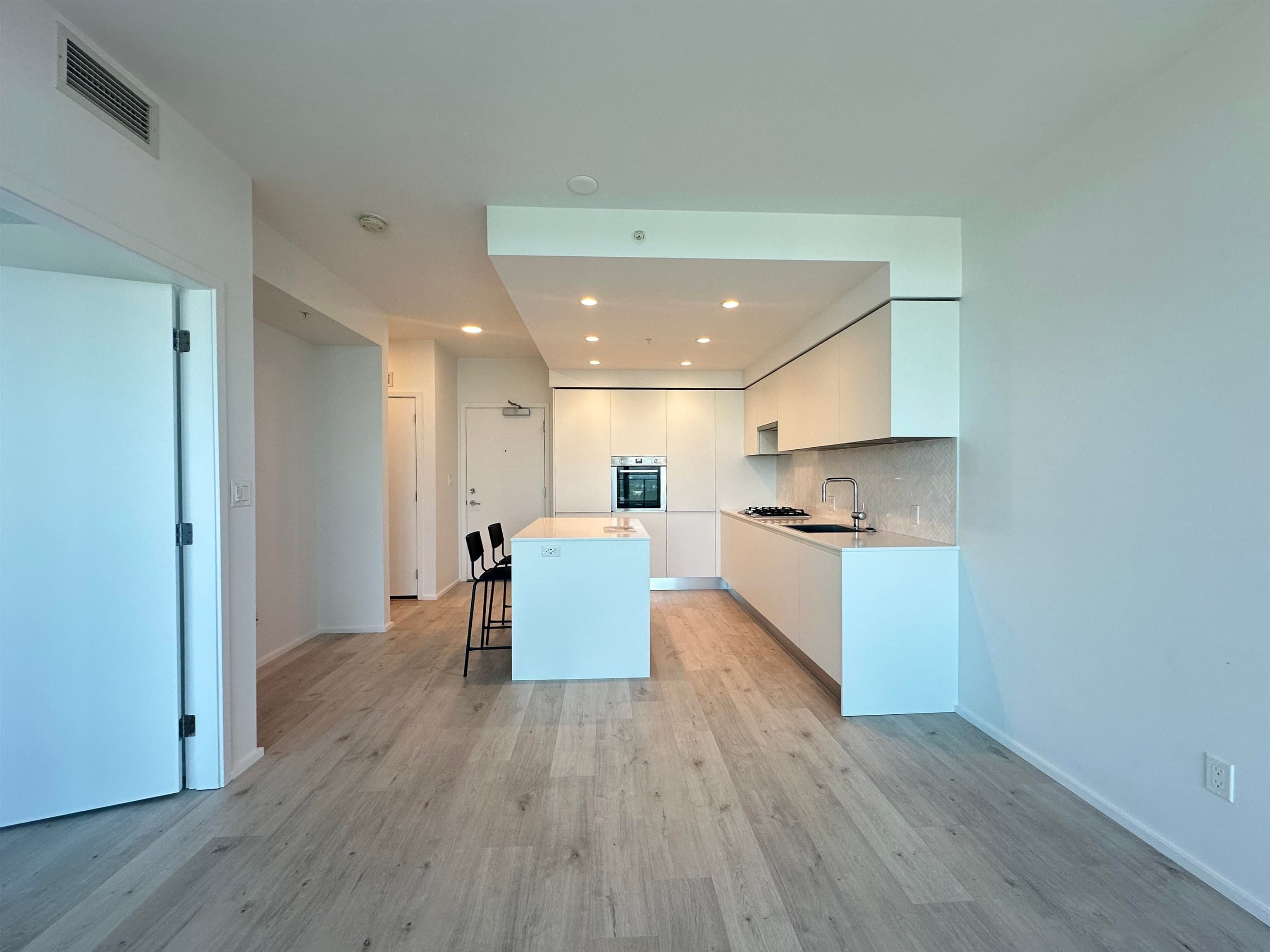3308 - 3833 Evergreen Place, Burnaby, V3J 0M2 — photo 2