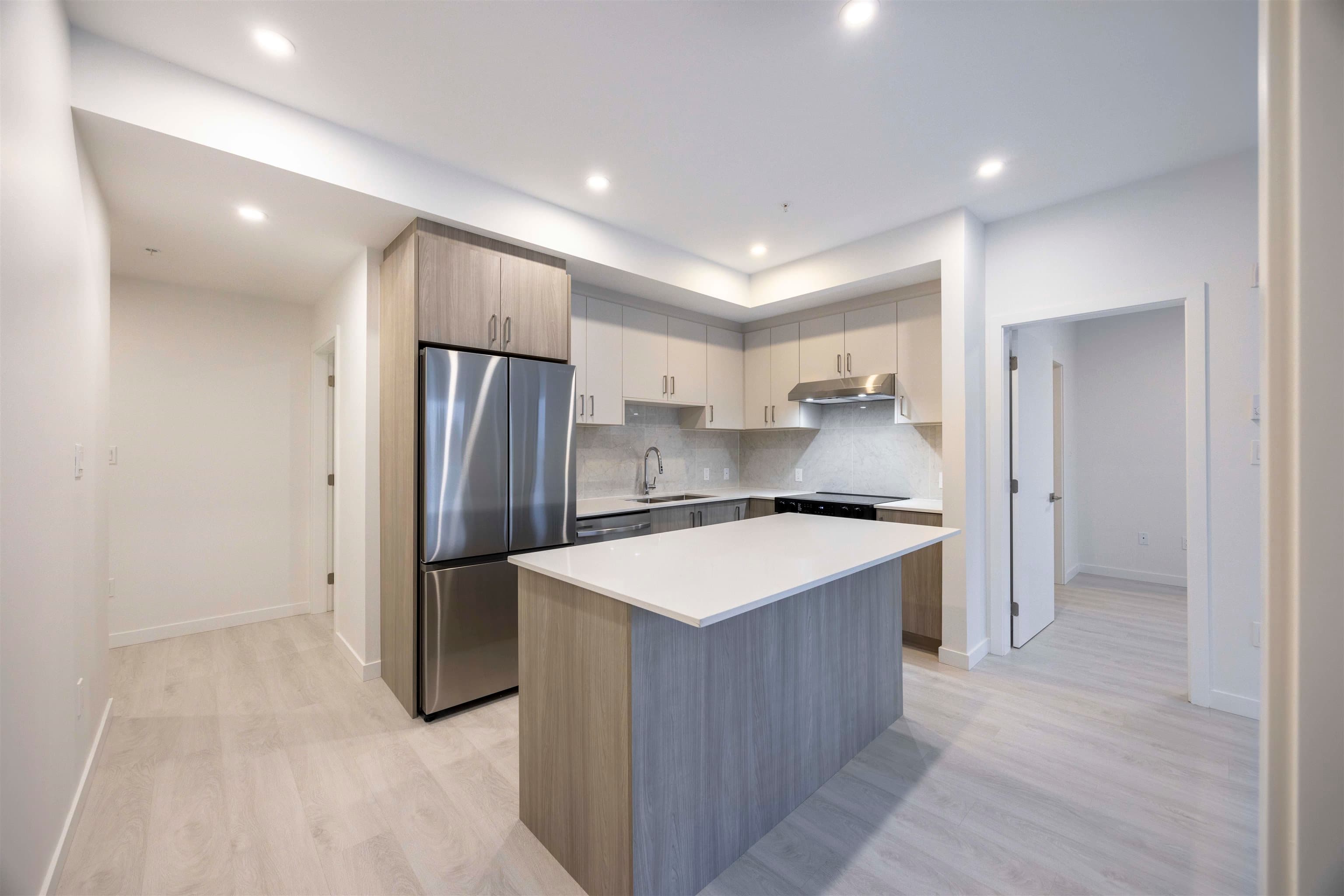W302 - 13838 108 Avenue, Surrey, V3T 2K8 — photo 3