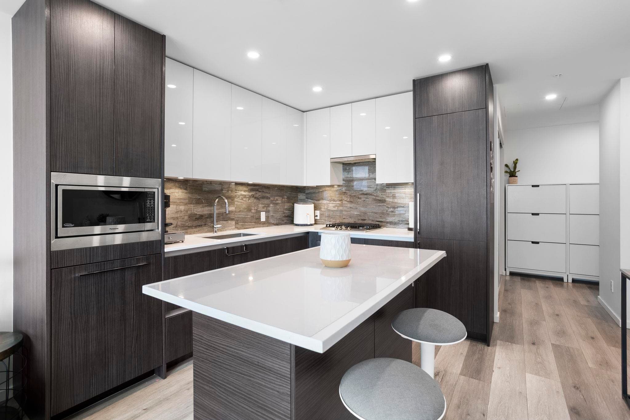 2209 - 1888 Gilmore Avenue, Burnaby, V5C 0L2 — photo 3
