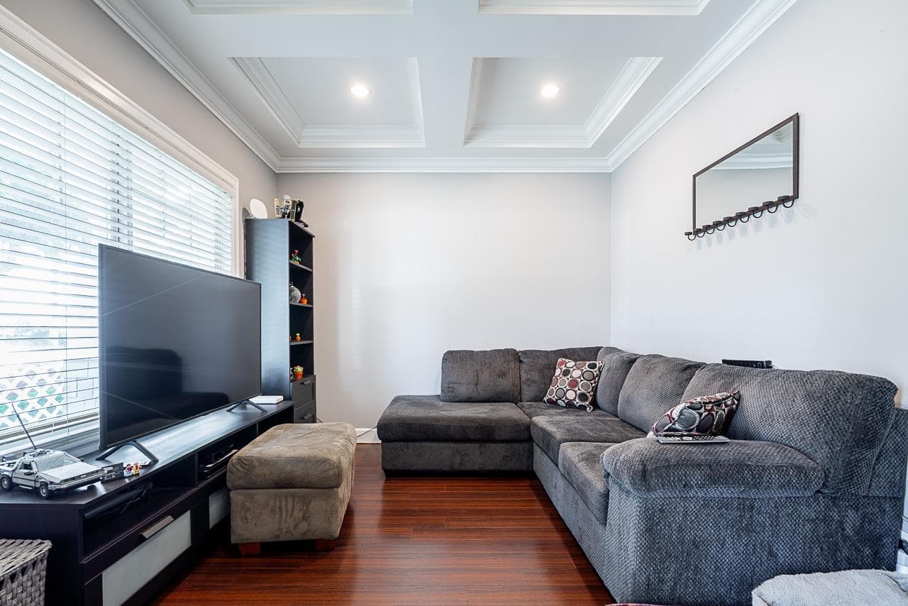 19069 72 Avenue, Surrey, V4N 1M9 — photo 5