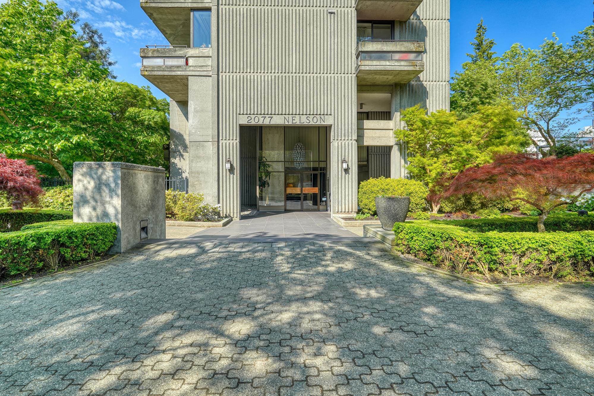 1201 - 2077 Nelson Street, Vancouver, V6G 2Y2 — photo 4
