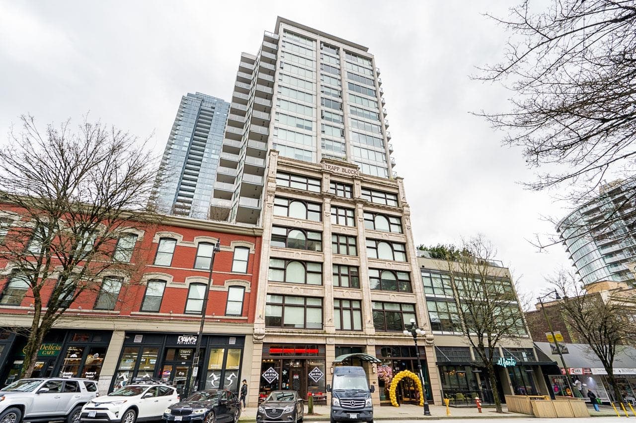 1104 - 668 Columbia Street, New Westminster, V3M 1A9 — photo 1