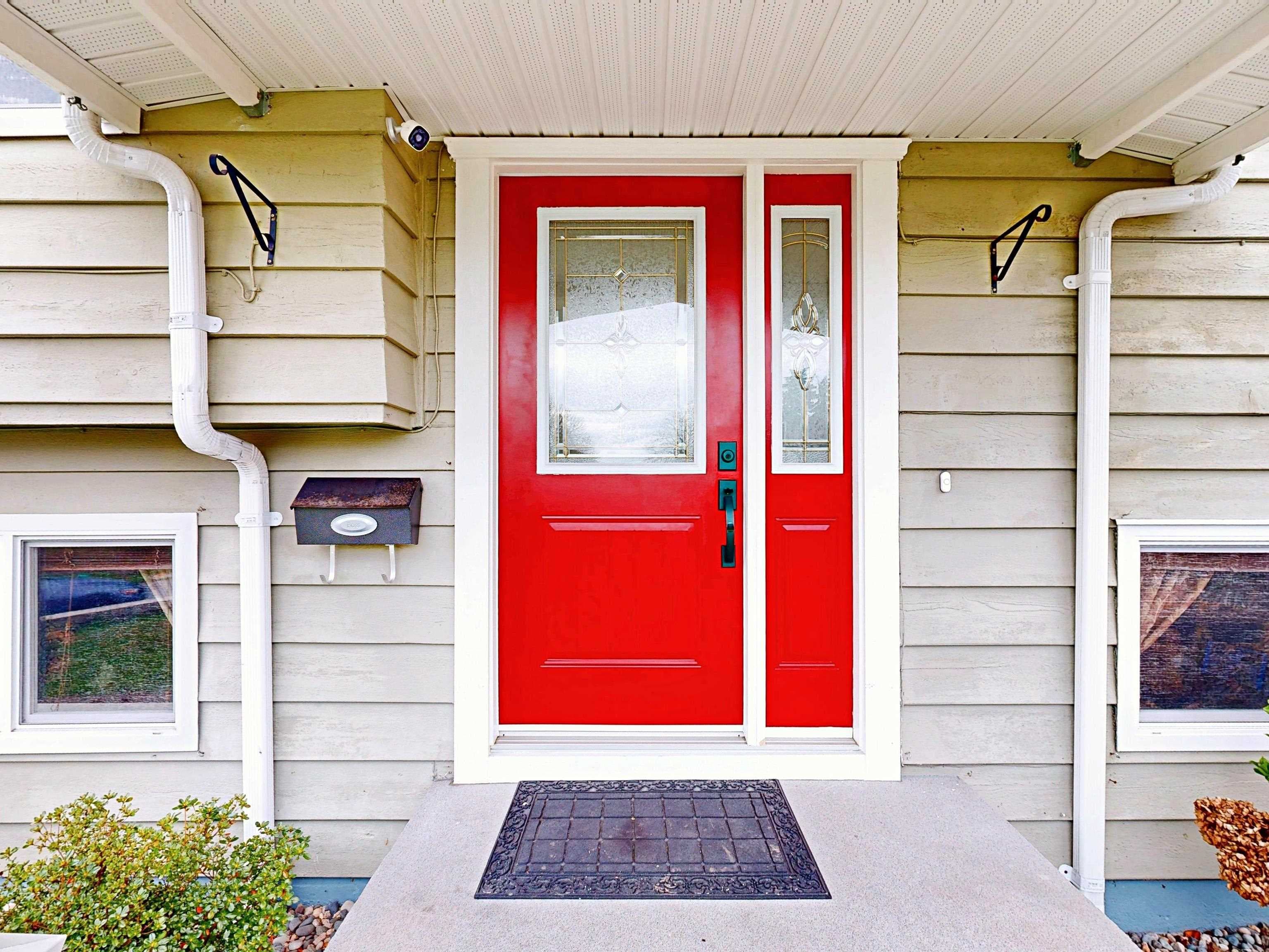 11028 Swan Crescent, Surrey, V3R 5B6 — photo 3