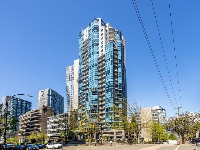 303 - 1415 W Georgia Street, Vancouver, V6G 3C8 — photo 2