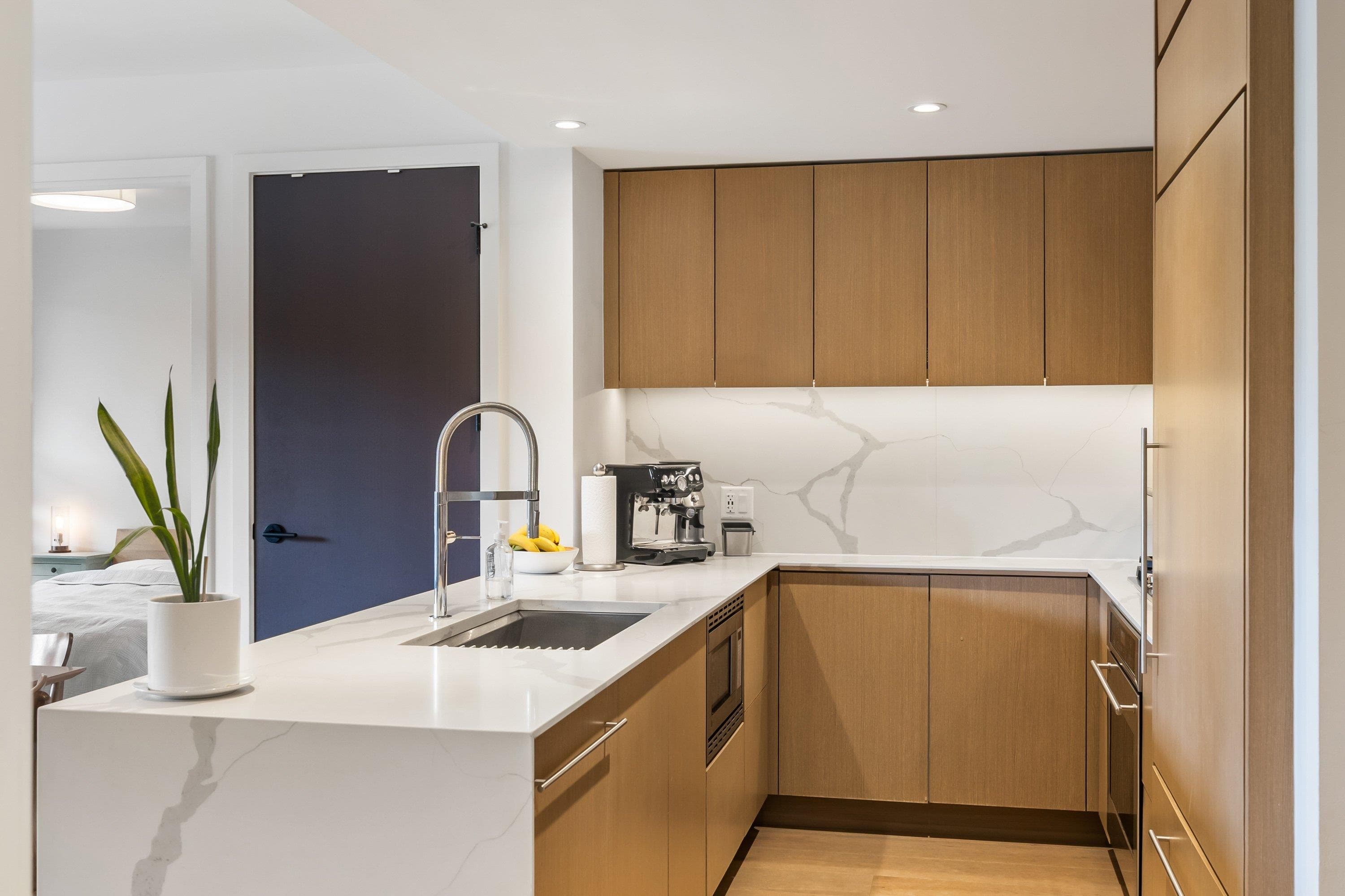 201 - 5089 Quebec Street, Vancouver, V5W 0E5 — photo 2
