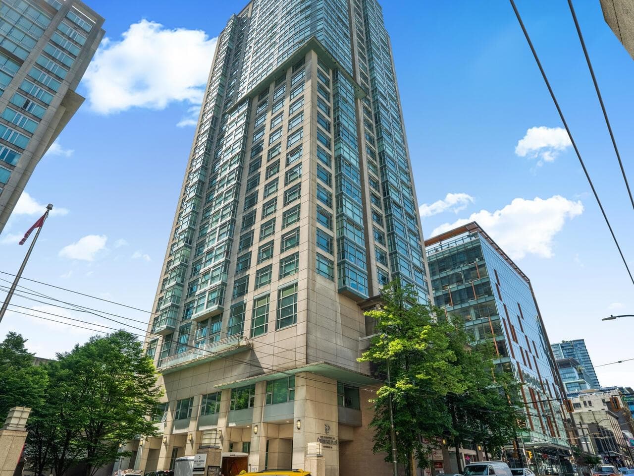 803 - 438 Seymour Street, Vancouver, V6B 6H4 — photo 1