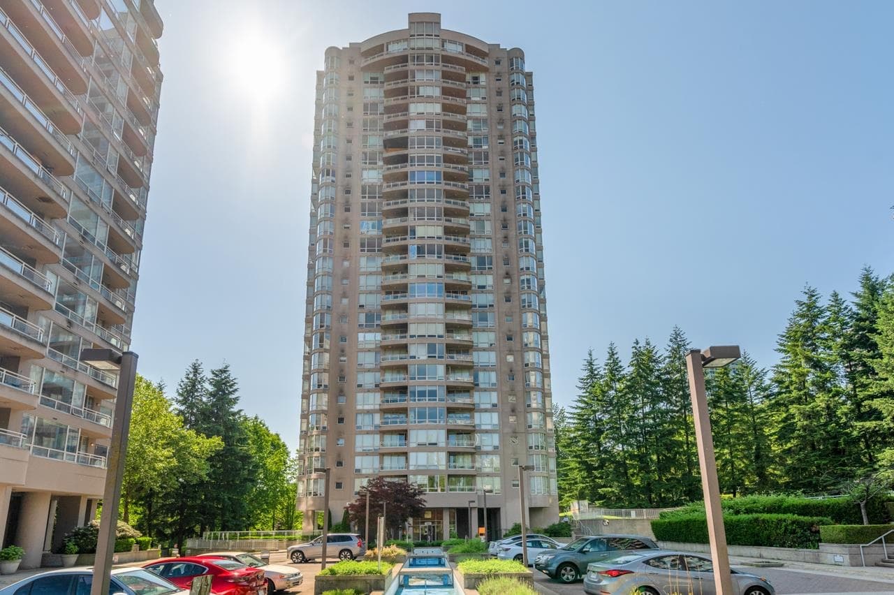 902 - 9603 Manchester Drive, Burnaby — sold