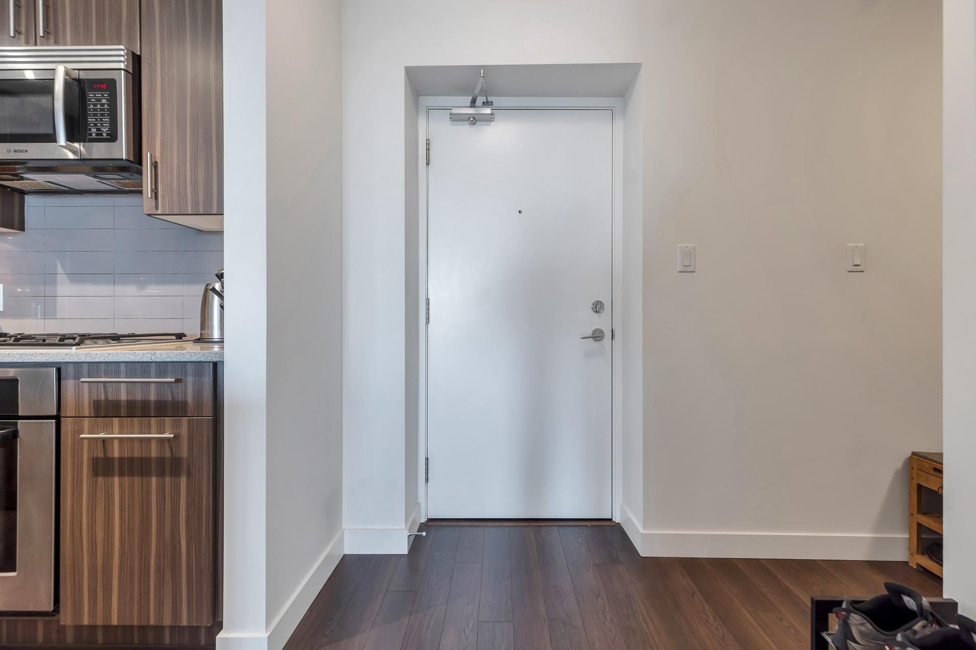 1405 - 608 Belmont Street, New Westminster, V3M 0G8 — photo 3
