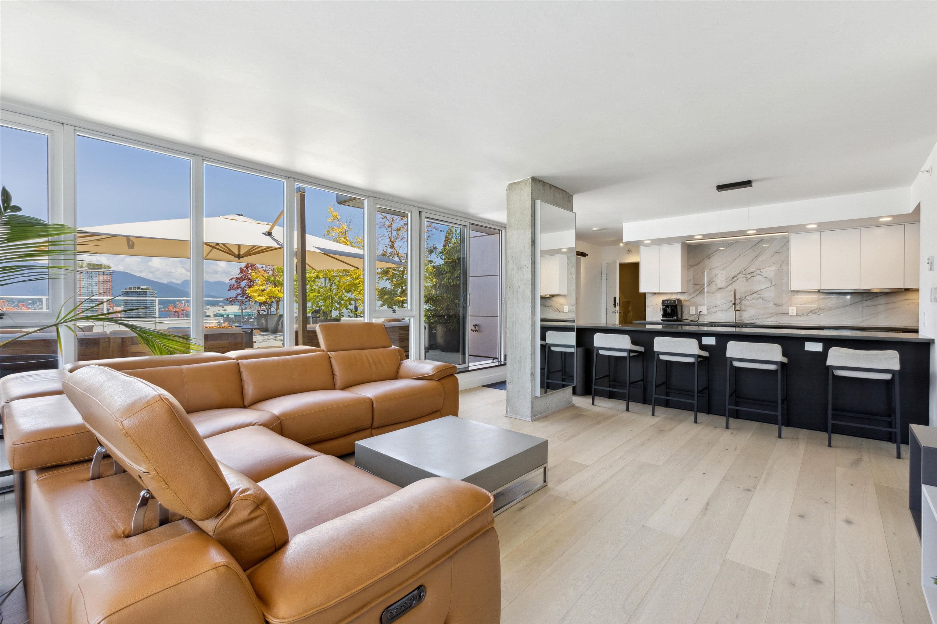 PH-2606 - 788 Hamilton Street, Vancouver, V6B 0E9 — photo 5