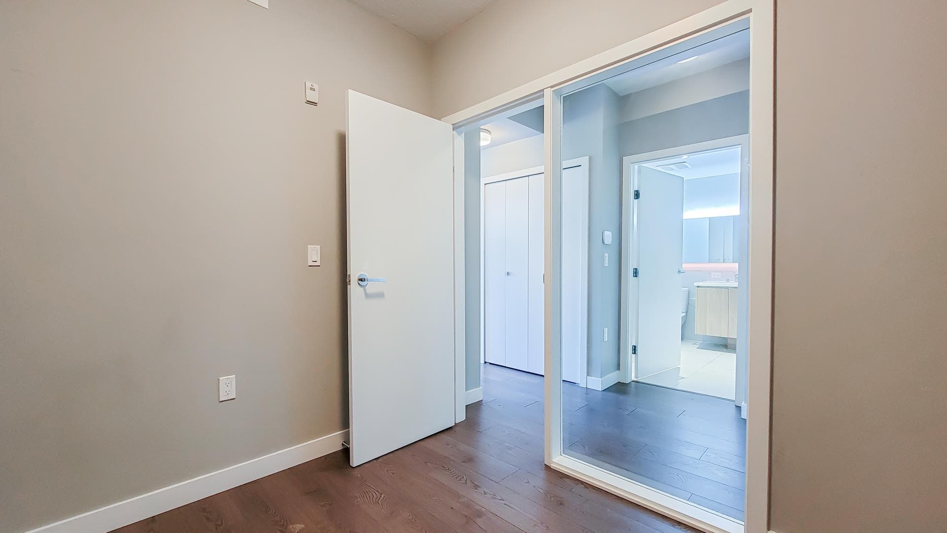 9388 Tomicki Ave & Odlin Road, Richmond, V6X 0L5 — photo 5