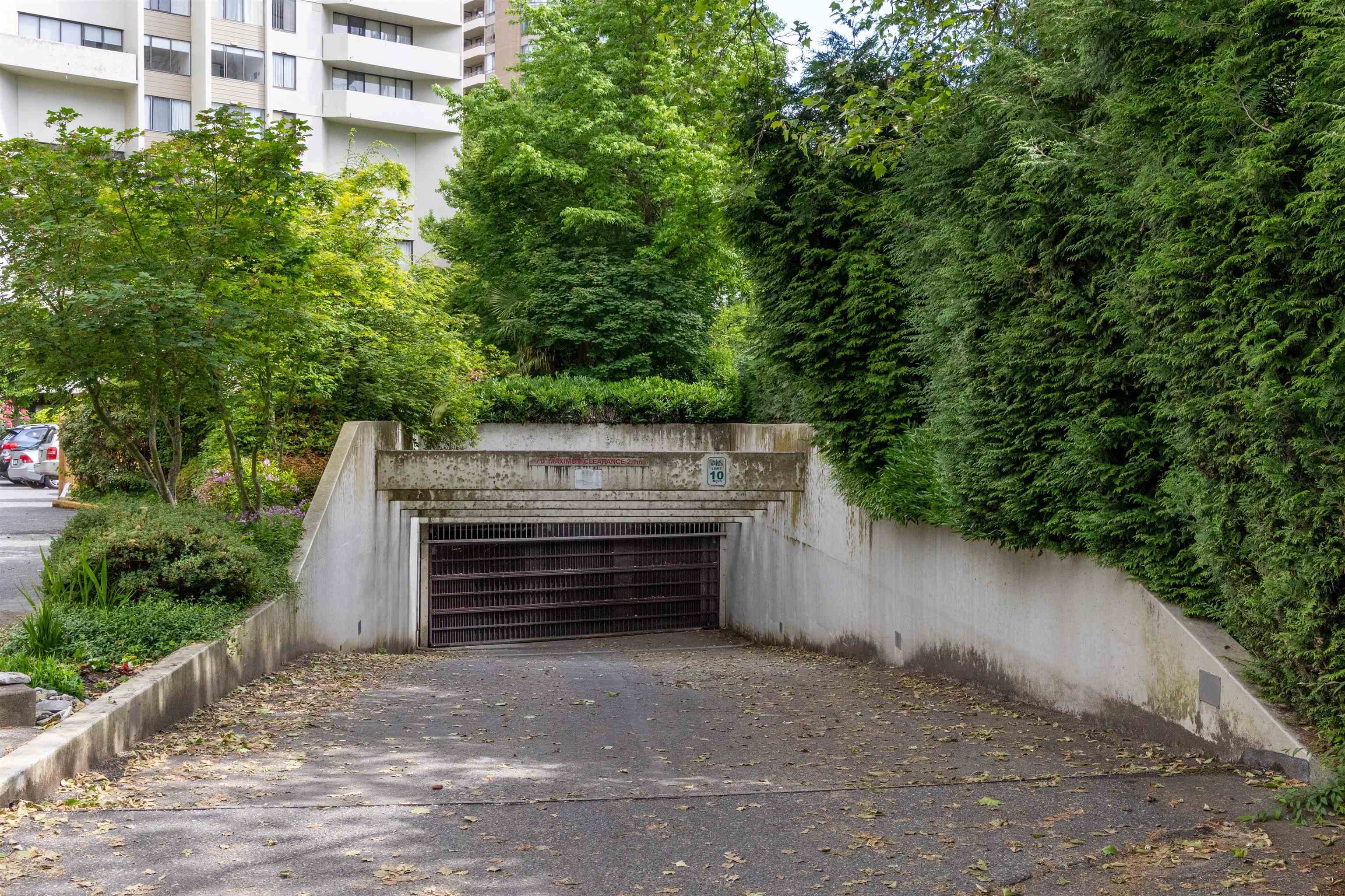 606 - 4105 Maywood Street, Burnaby, V5H 4A3 — photo 3