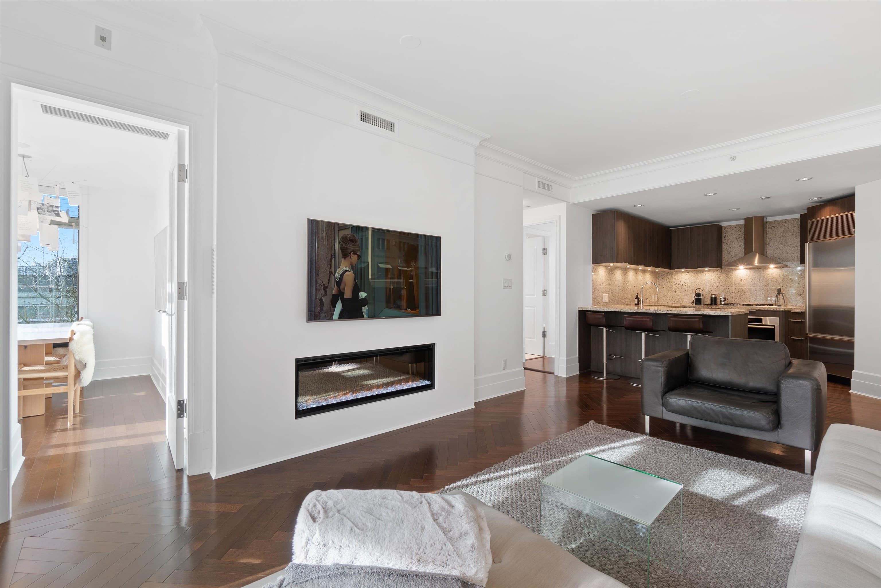 201 - 533 Waters Edge Crescent, West Vancouver, V7T 0A2 — photo 4