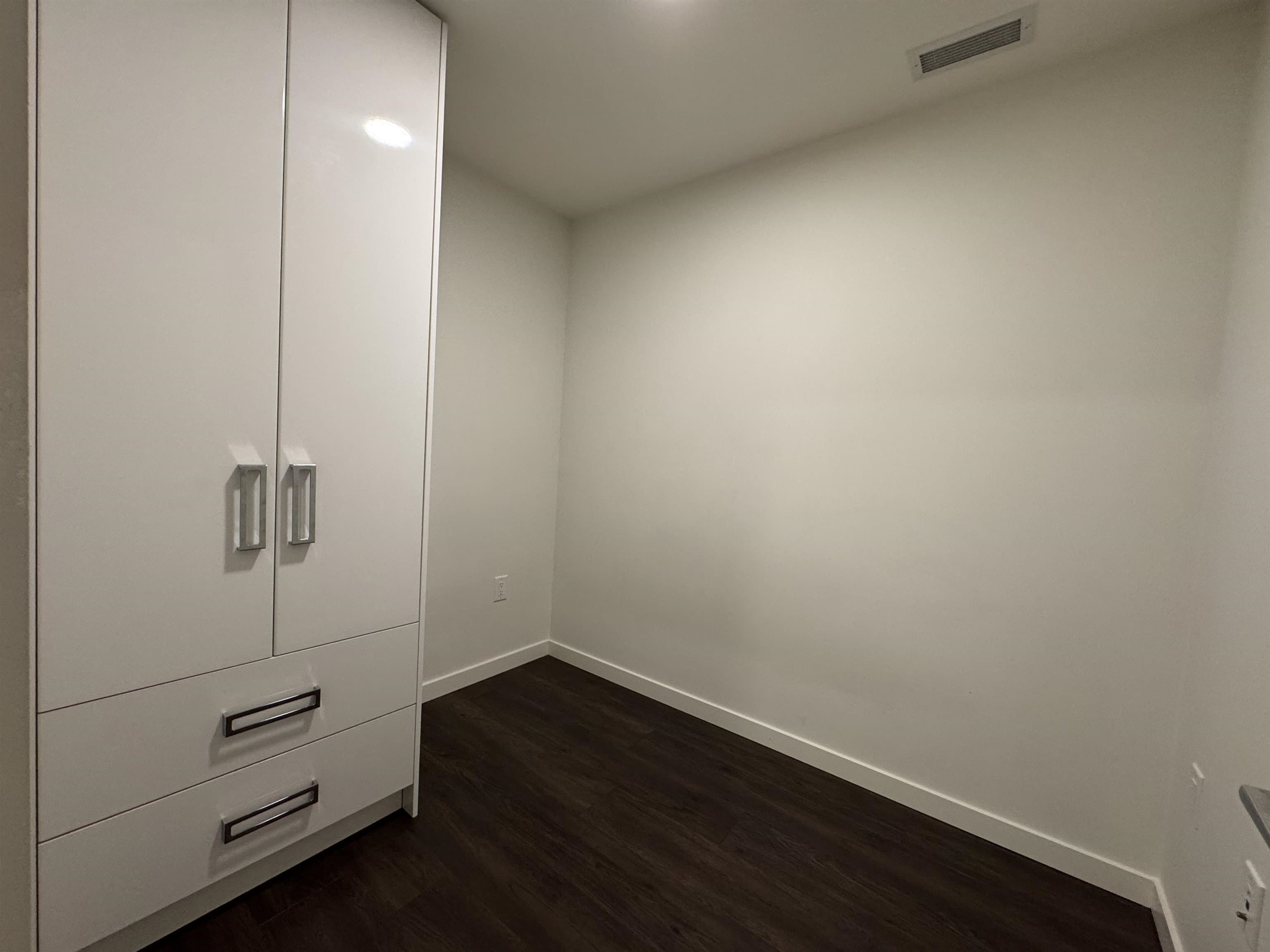 1707 - 691 North Road, Coquitlam, V3J 0H9 — photo 3