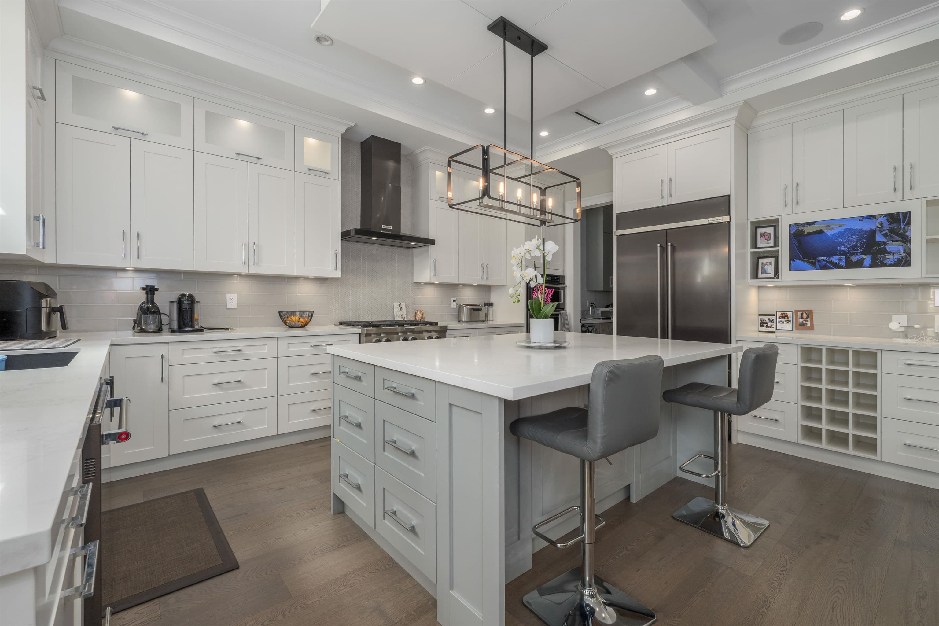 656 Linton Street, Coquitlam, V3J 6J9 — photo 4