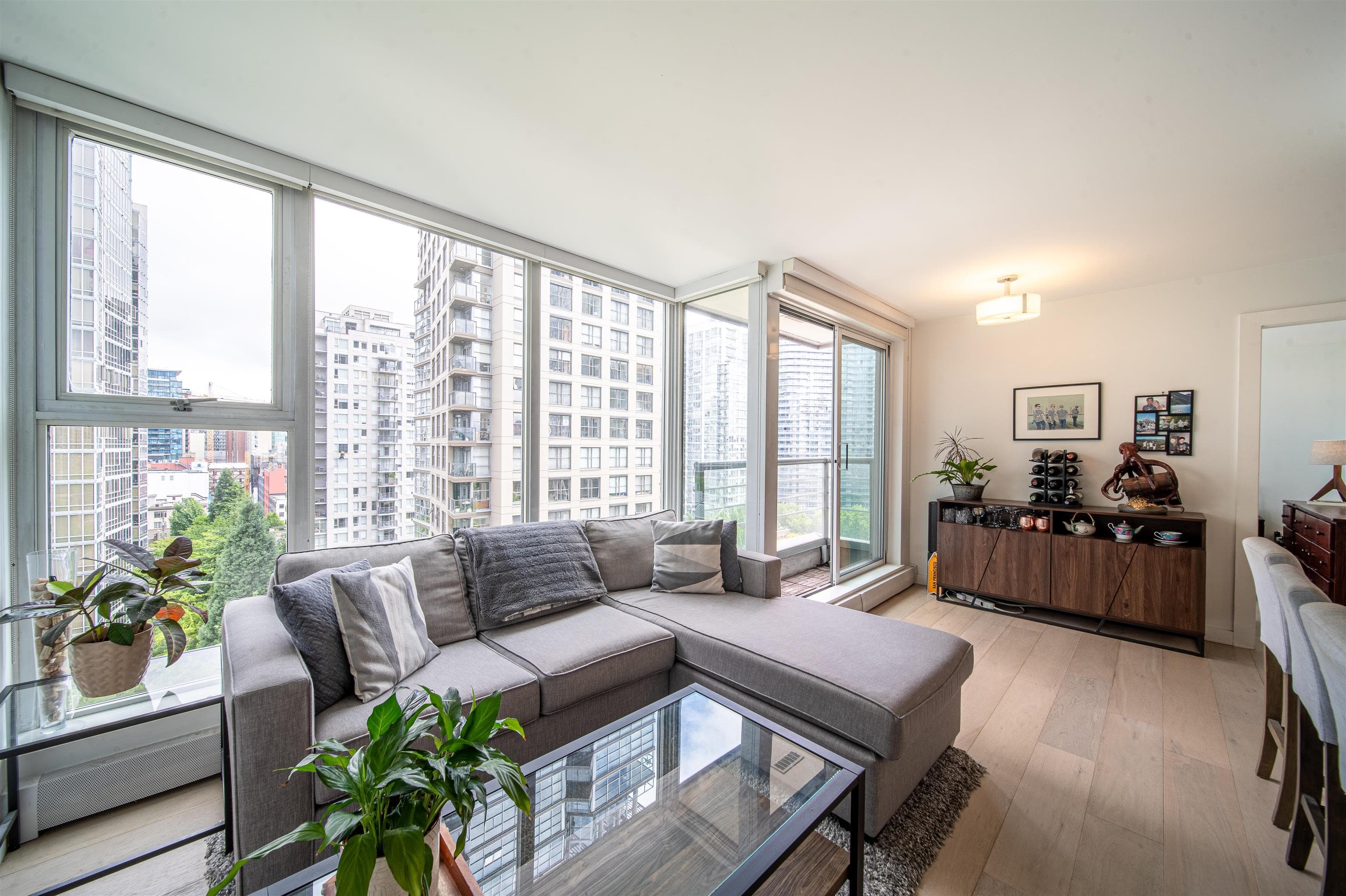 1603 - 1008 Cambie Street, Vancouver, V6B 6J7 — photo 5