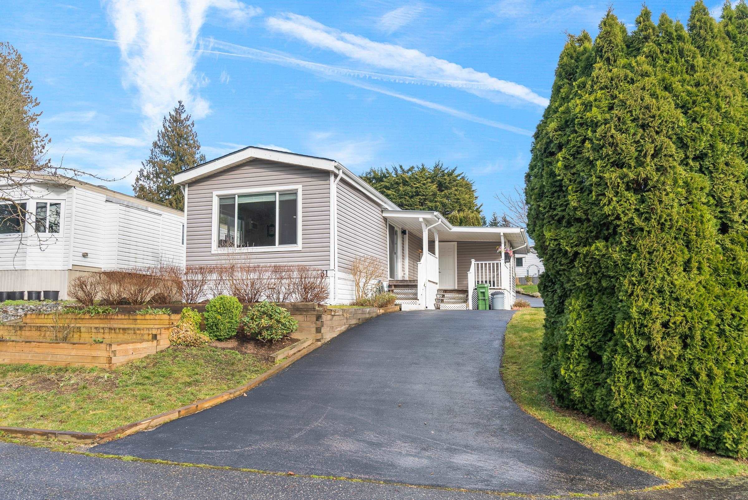 31 - 2035 Martens Street, Abbotsford, V2T 6M3 — photo 1