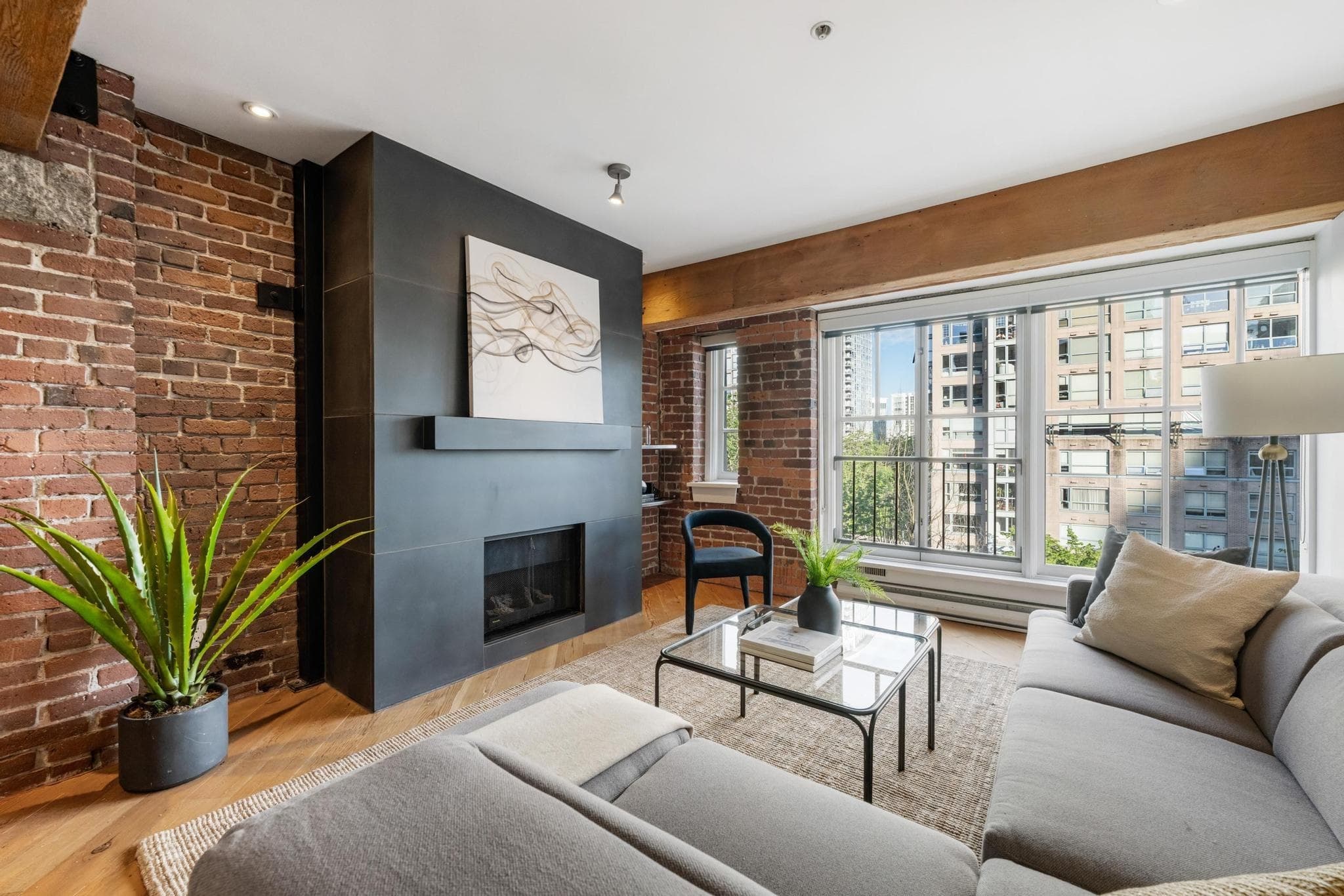 410 - 1178 Hamilton Street, Vancouver, V6B 2S2 — photo 3