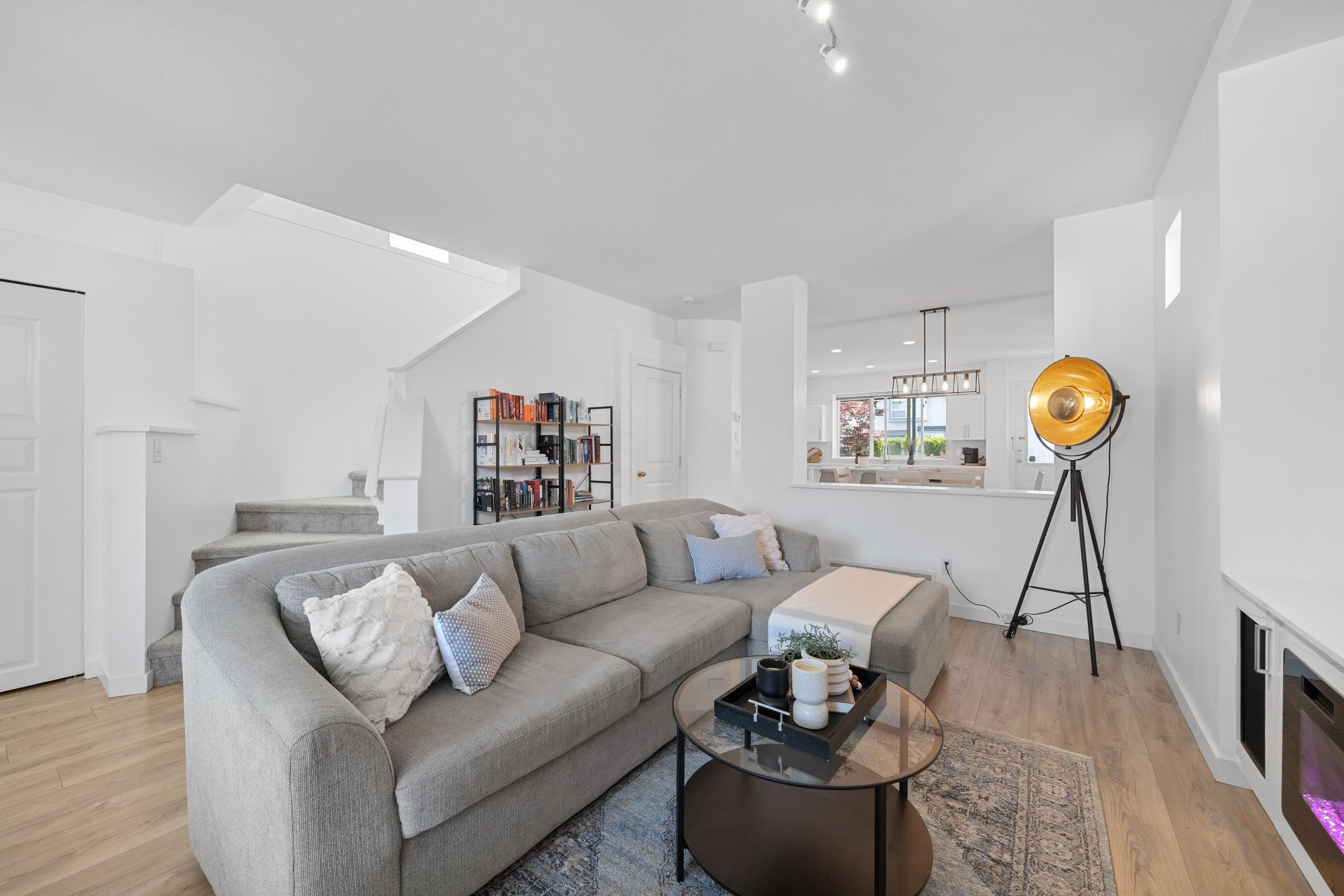 6721 184a Street, Surrey, V3S 9A8 — photo 3