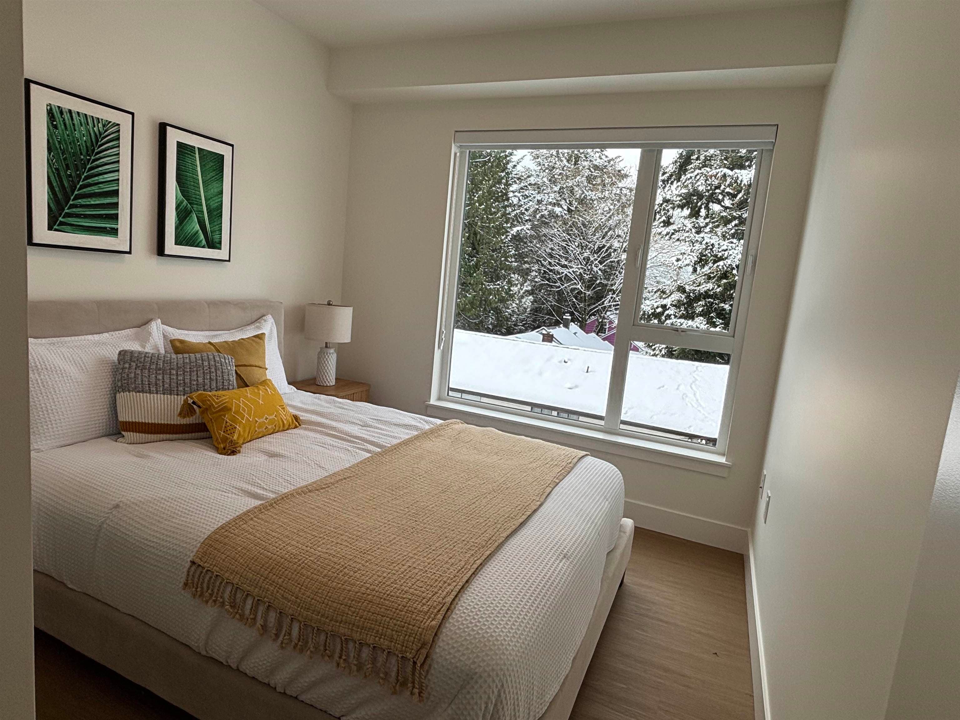 210 - 2235 E Broadway, Vancouver, V5N 0J5 — photo 2