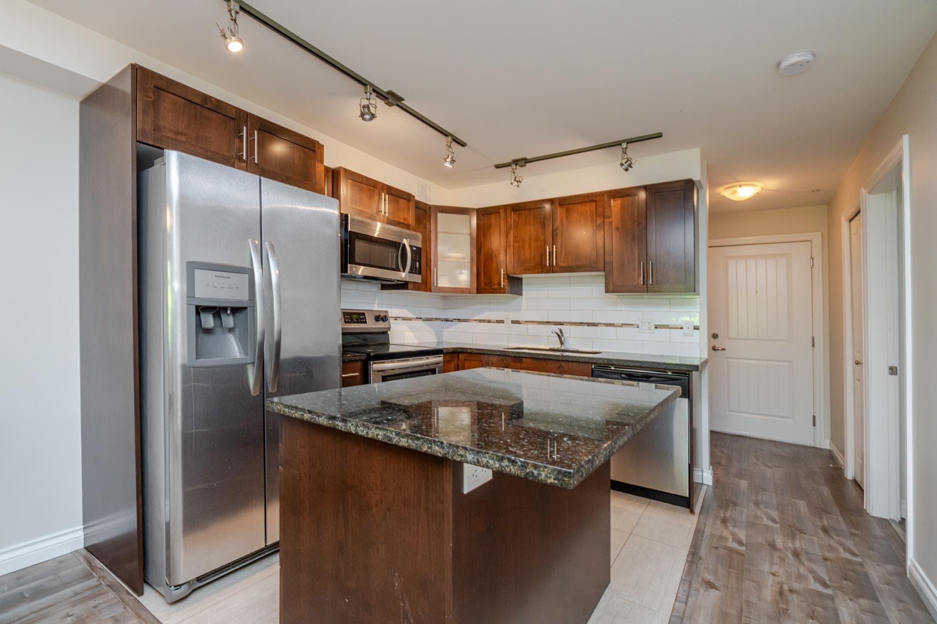 112 - 5650 201a Street, Langley, V3A 0B3 — photo 1