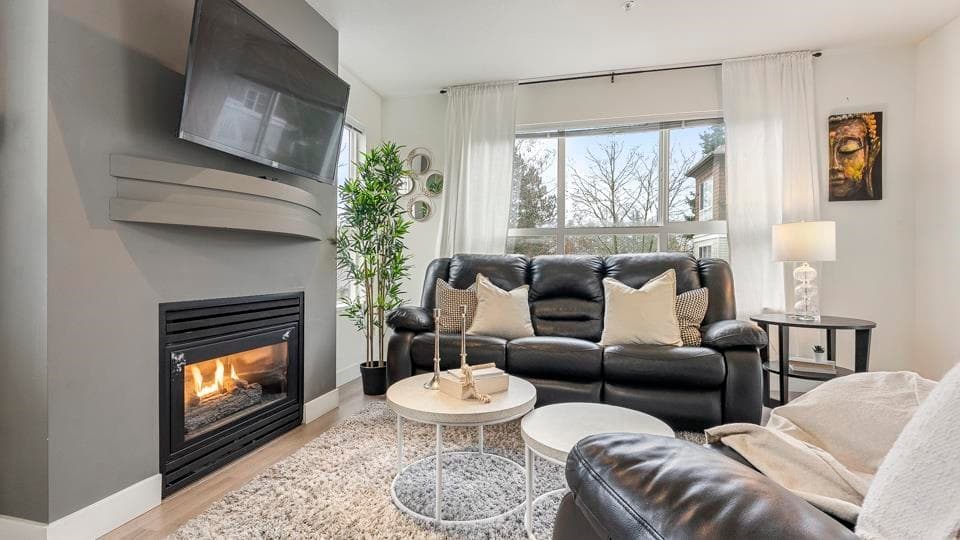 312 - 10188 155 Street, Surrey, V3R 0R6 — photo 3