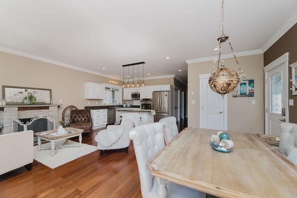 764 Gerussi Lane, Gibsons, V0N 1V7 — photo 2