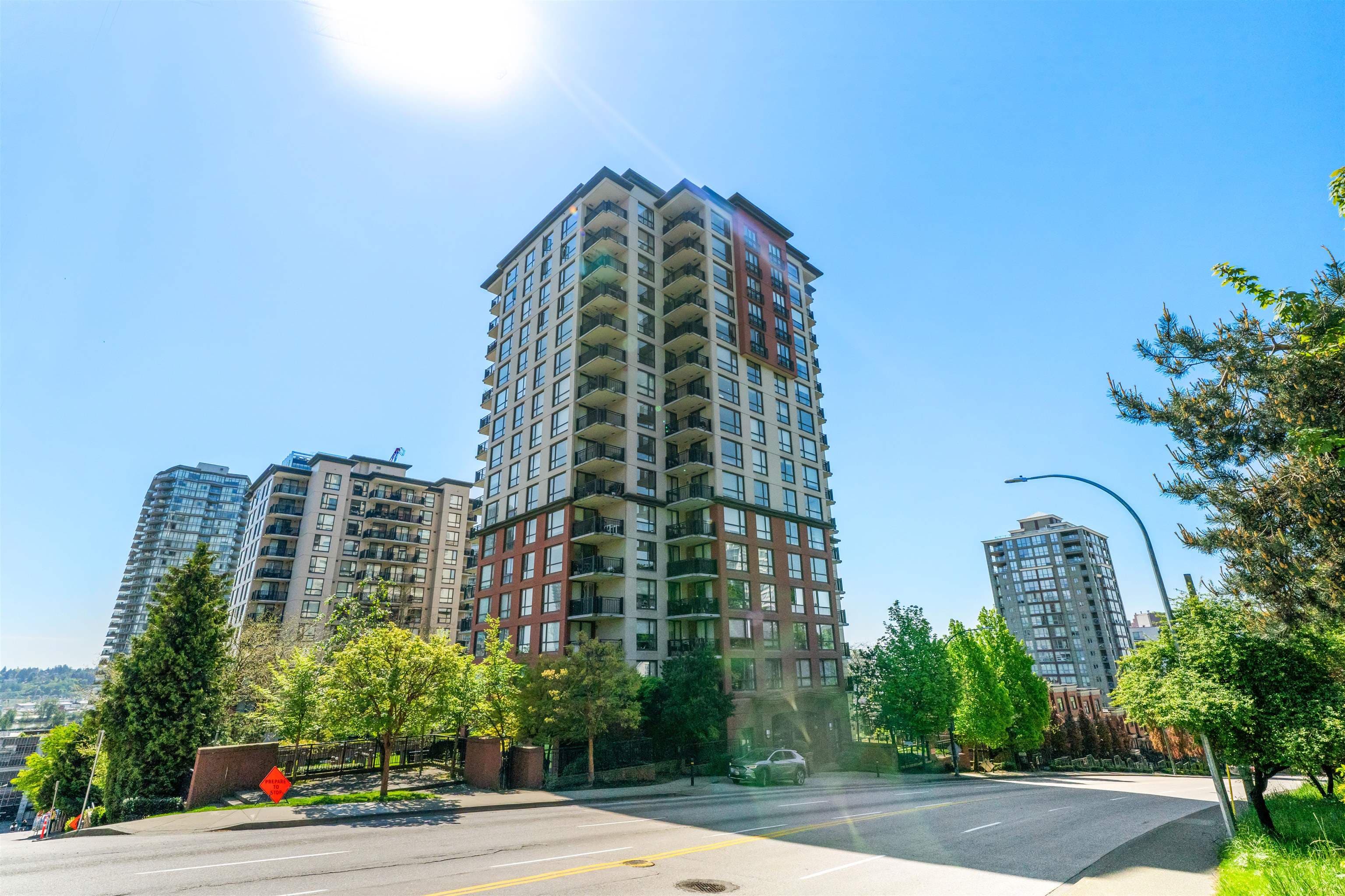 701 - 814 Royal Avenue, New Westminster, V3M 1J9 — photo 2