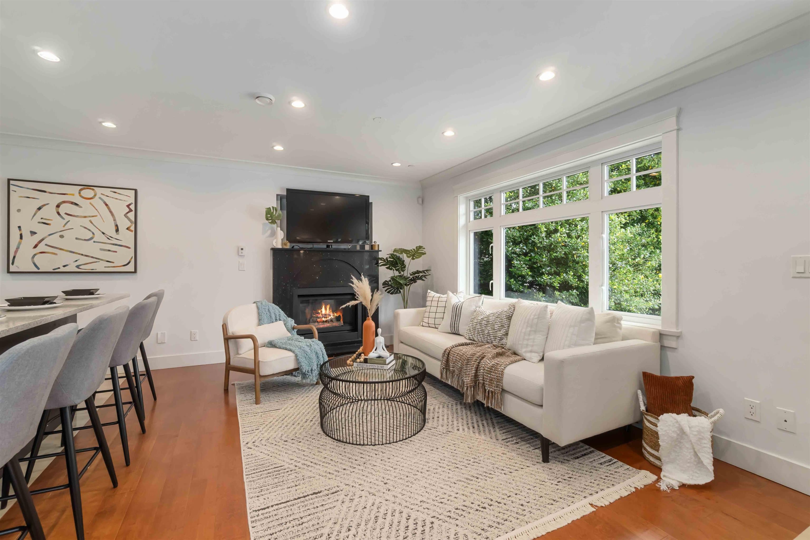 2721 W 5th Avenue, Vancouver, V6K 1T5 — photo 3