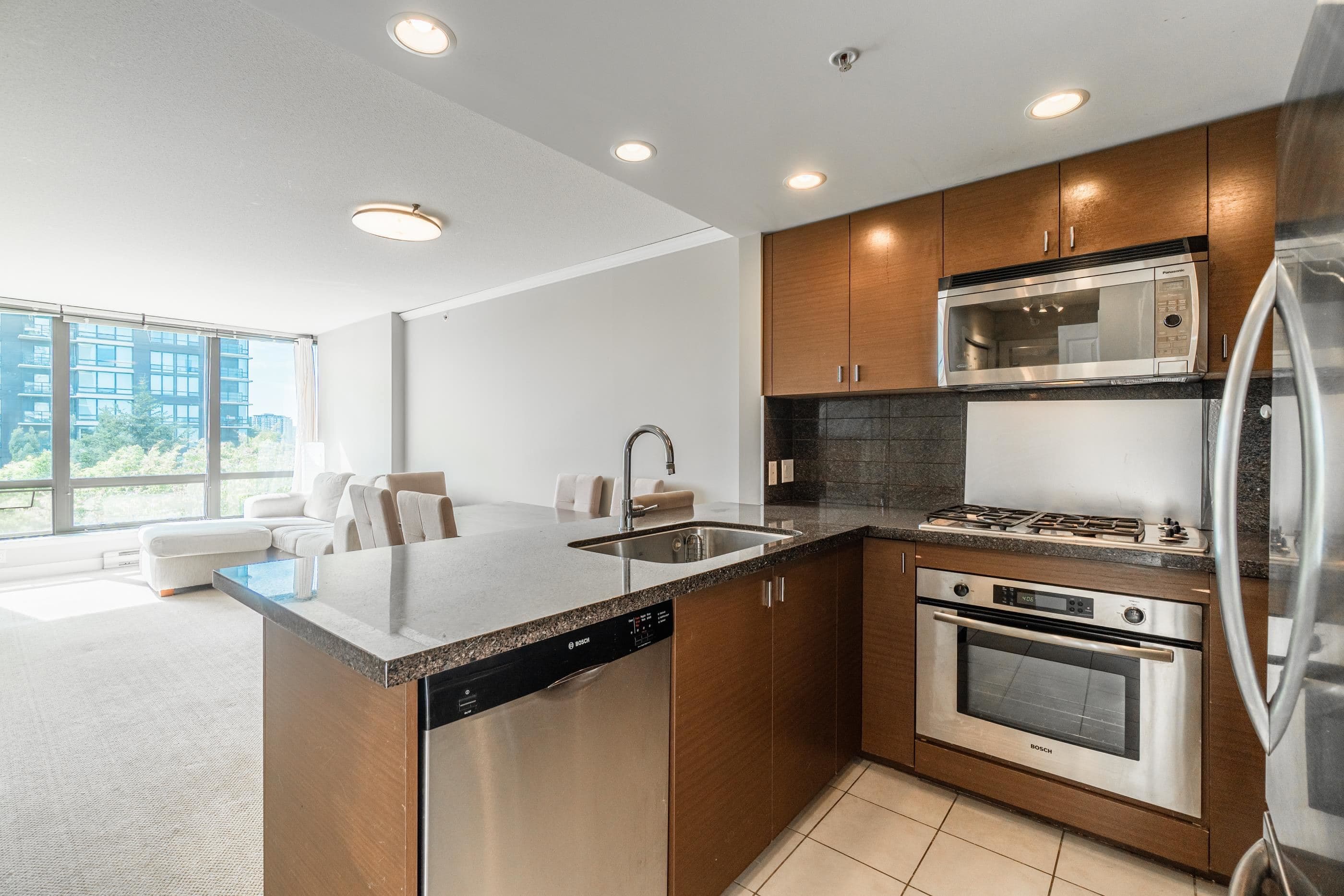 705 - 6333 Katsura Street, Richmond, V6Y 4L9 — photo 2