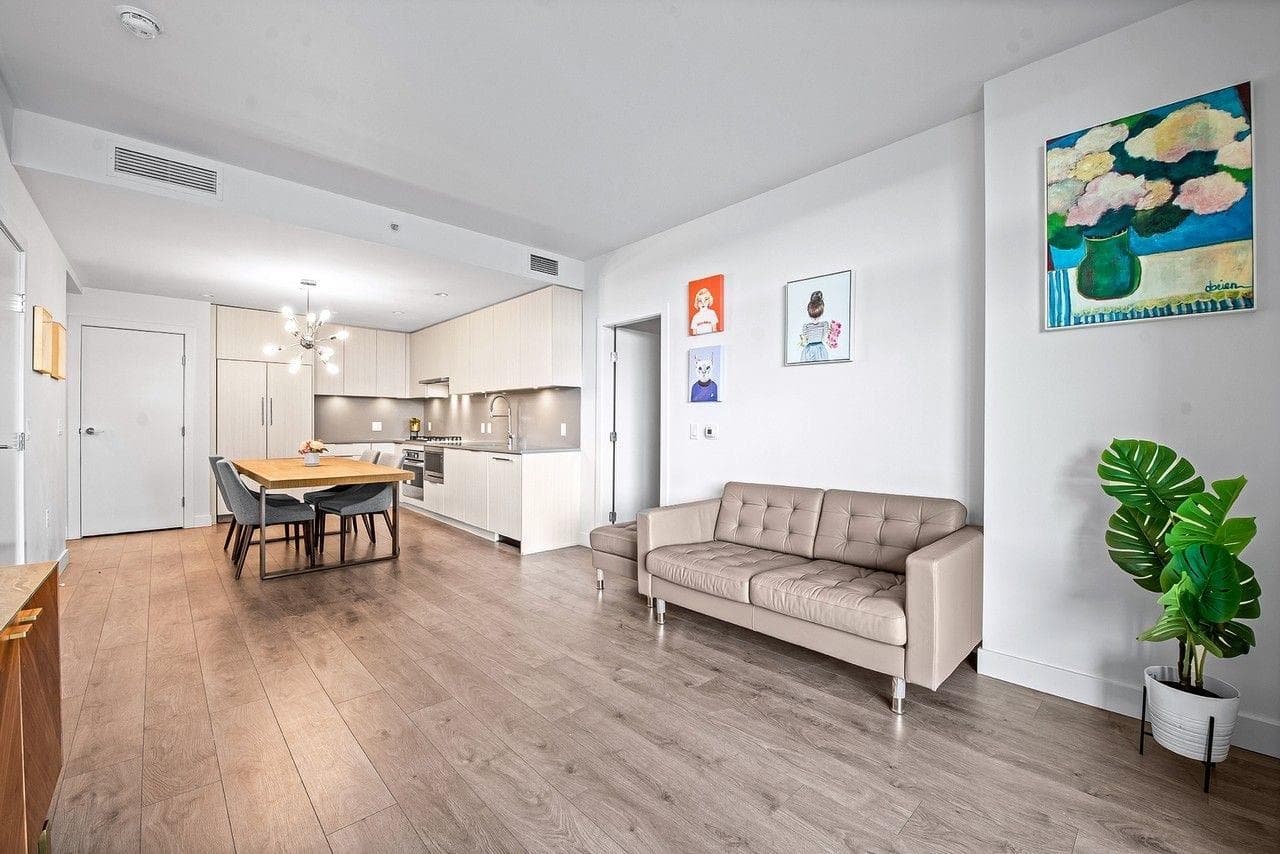 504 - 4465 Juneau Street, Burnaby, V5C 0L8 — photo 3