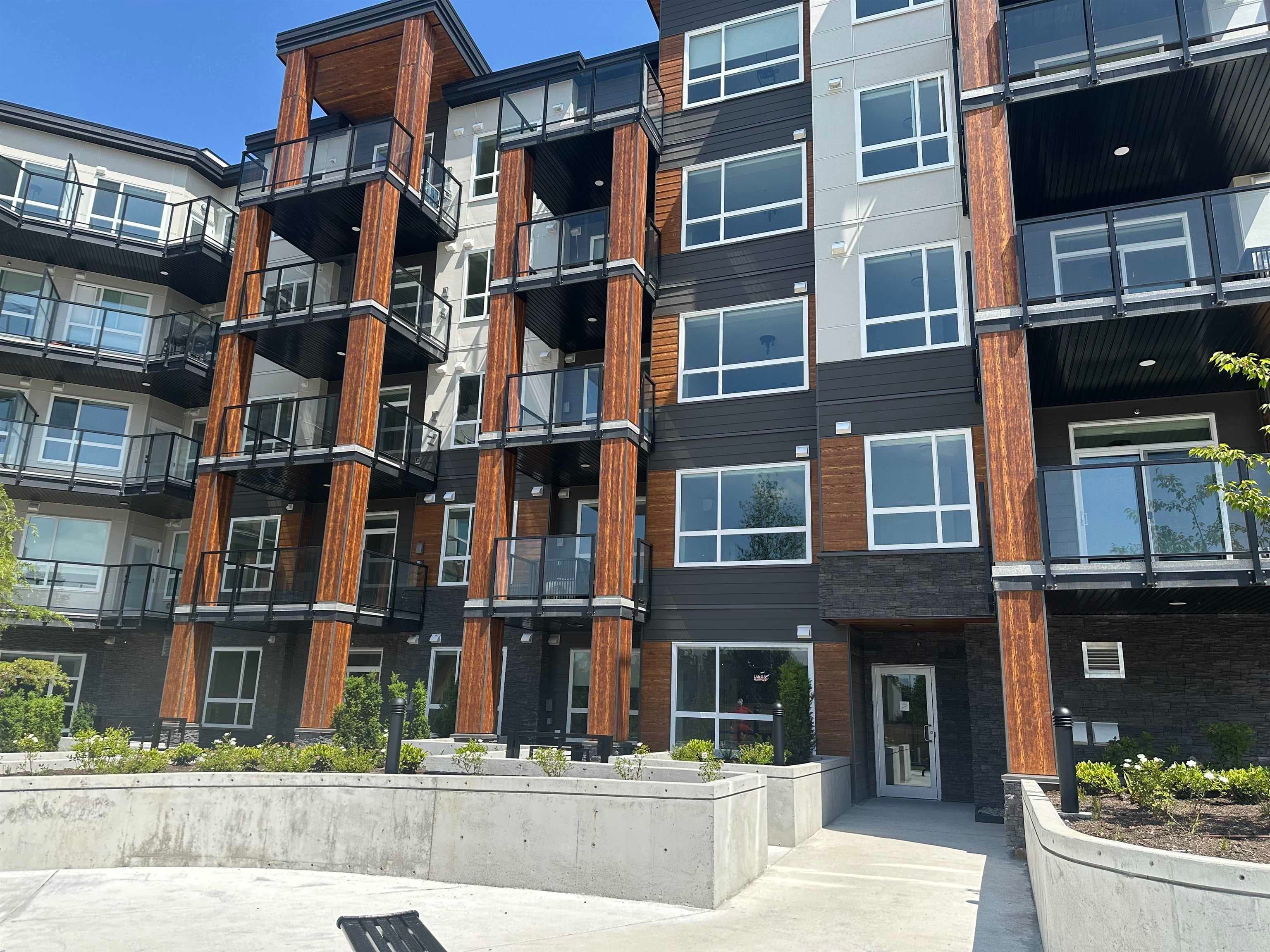 104 - 12109 223 Street, Maple Ridge, V2X 3I2 — photo 1