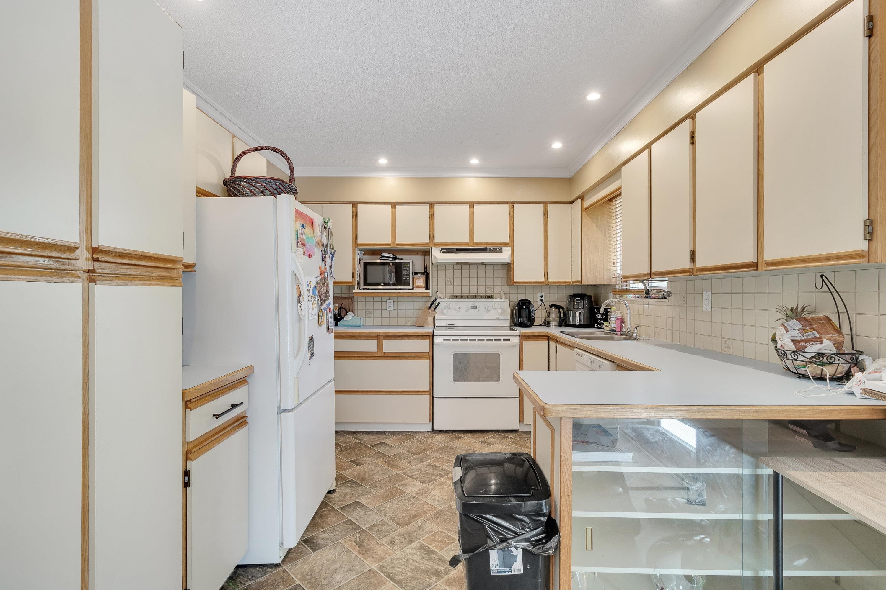 11558 73a Avenue, Delta, V4C 6Y6 — photo 4