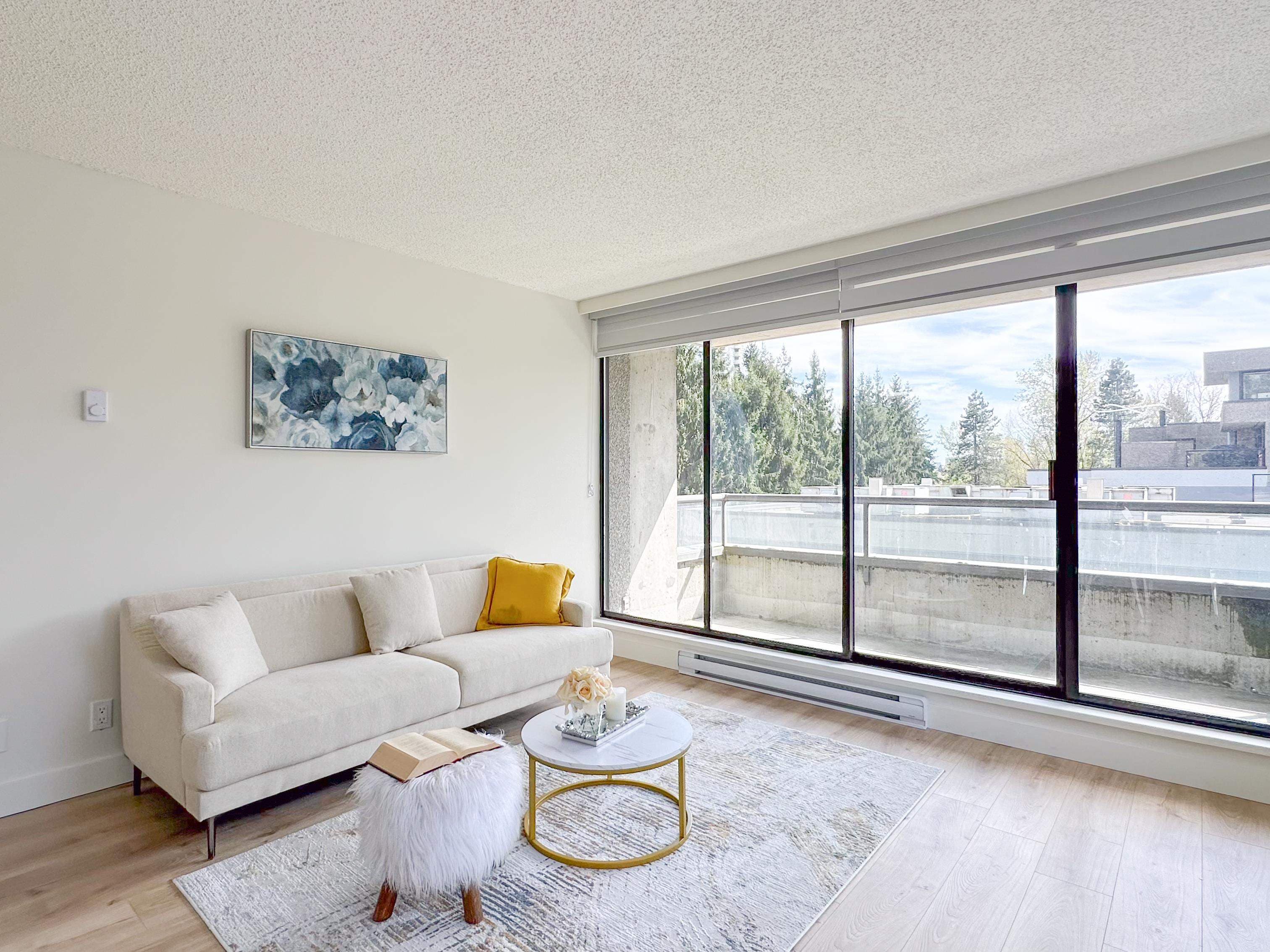 204 - 3970 Carrigan Court, Burnaby, V3N 4S5 — photo 5