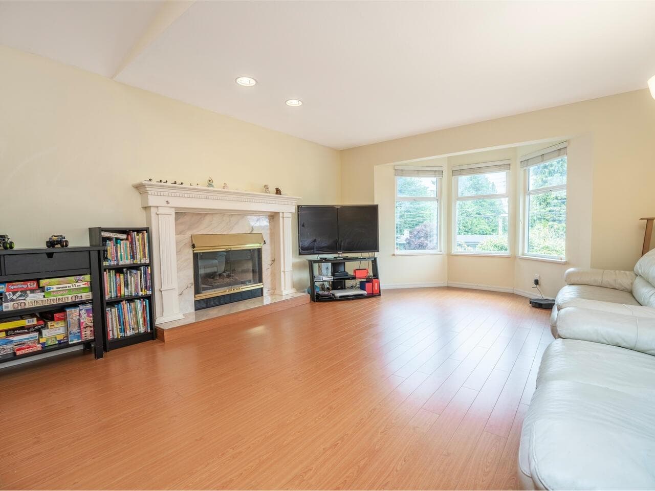 7932 Rosewood Street, Burnaby, V5E 2H3 — photo 3