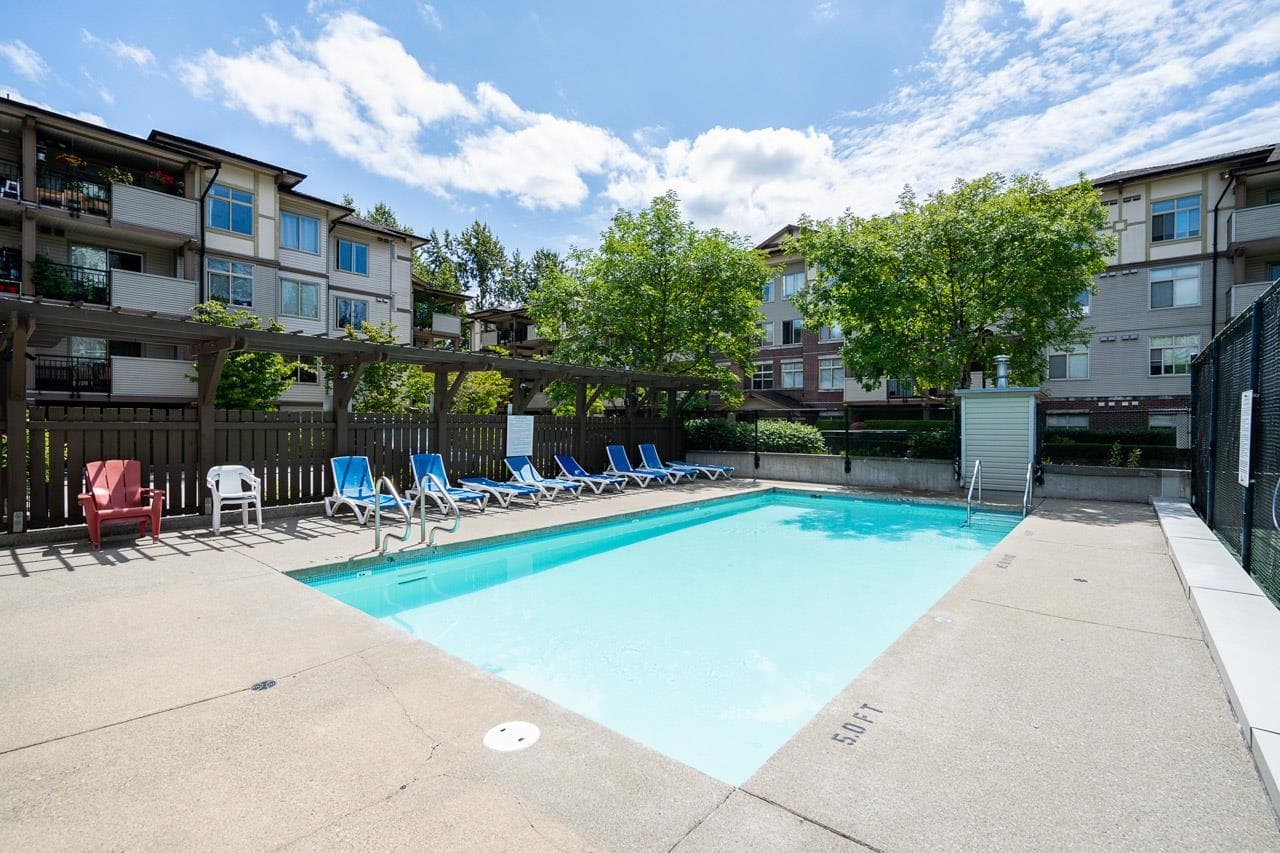 108 - 10088 148 Street, Surrey, V3R 3M9 — photo 1