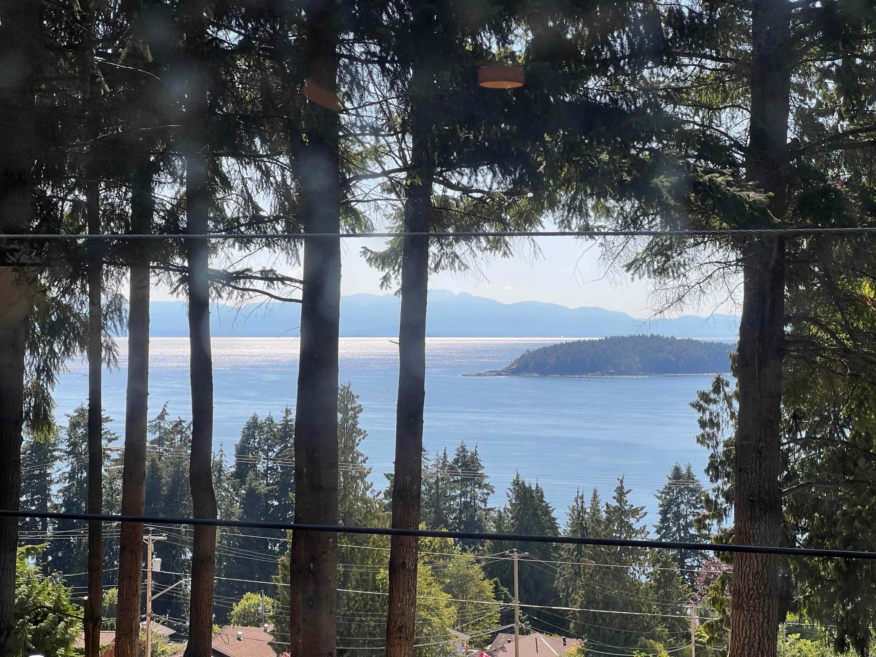 20 - 5288 Selma Park Road, Sechelt