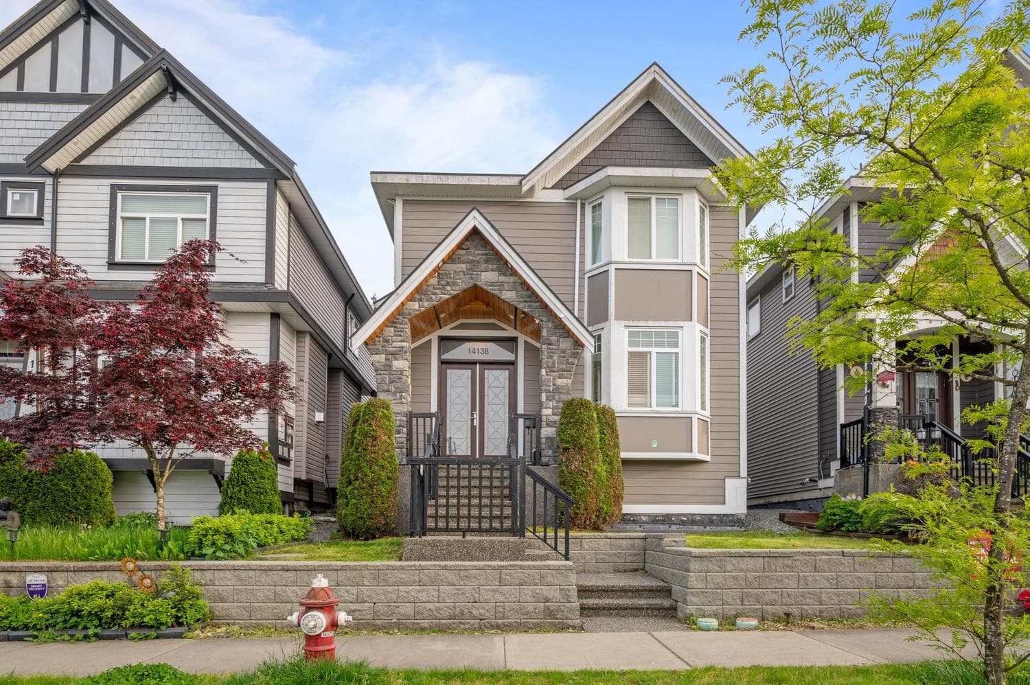 14138 60a Avenue, Surrey, V3X 0G1 — photo 1